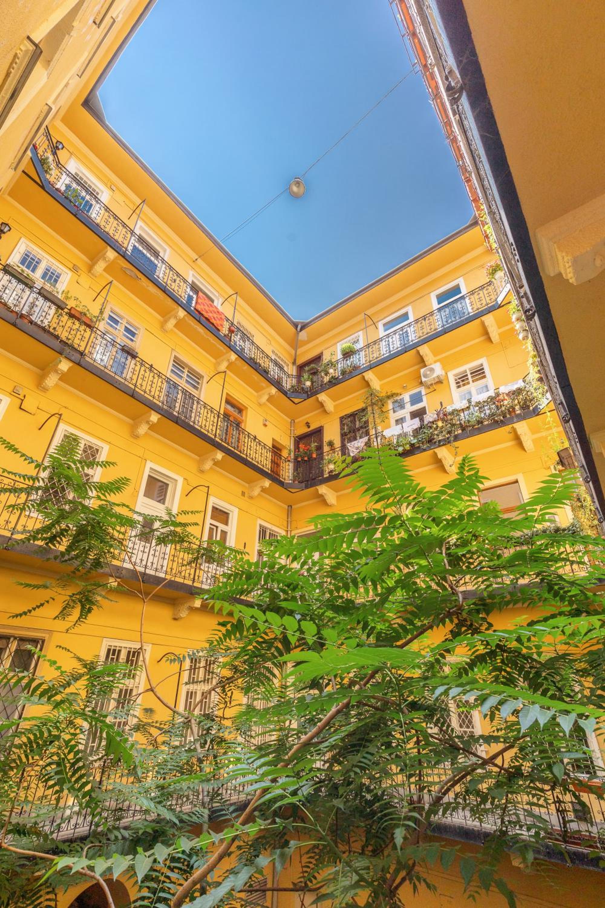 Downtown Luxury Apartment view 2