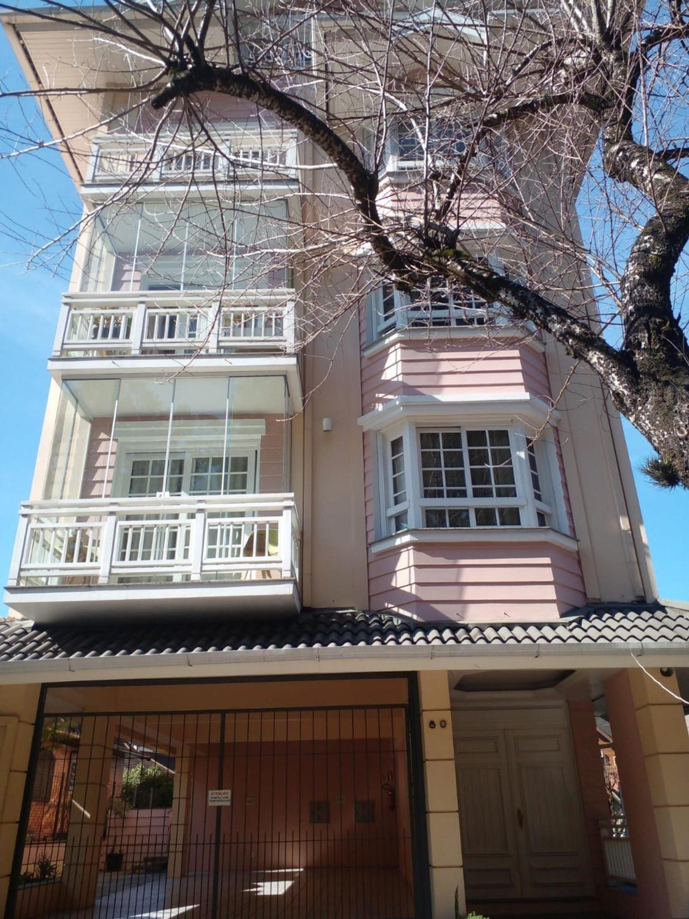 Apartamento no centro de Gramado Solar da Borges