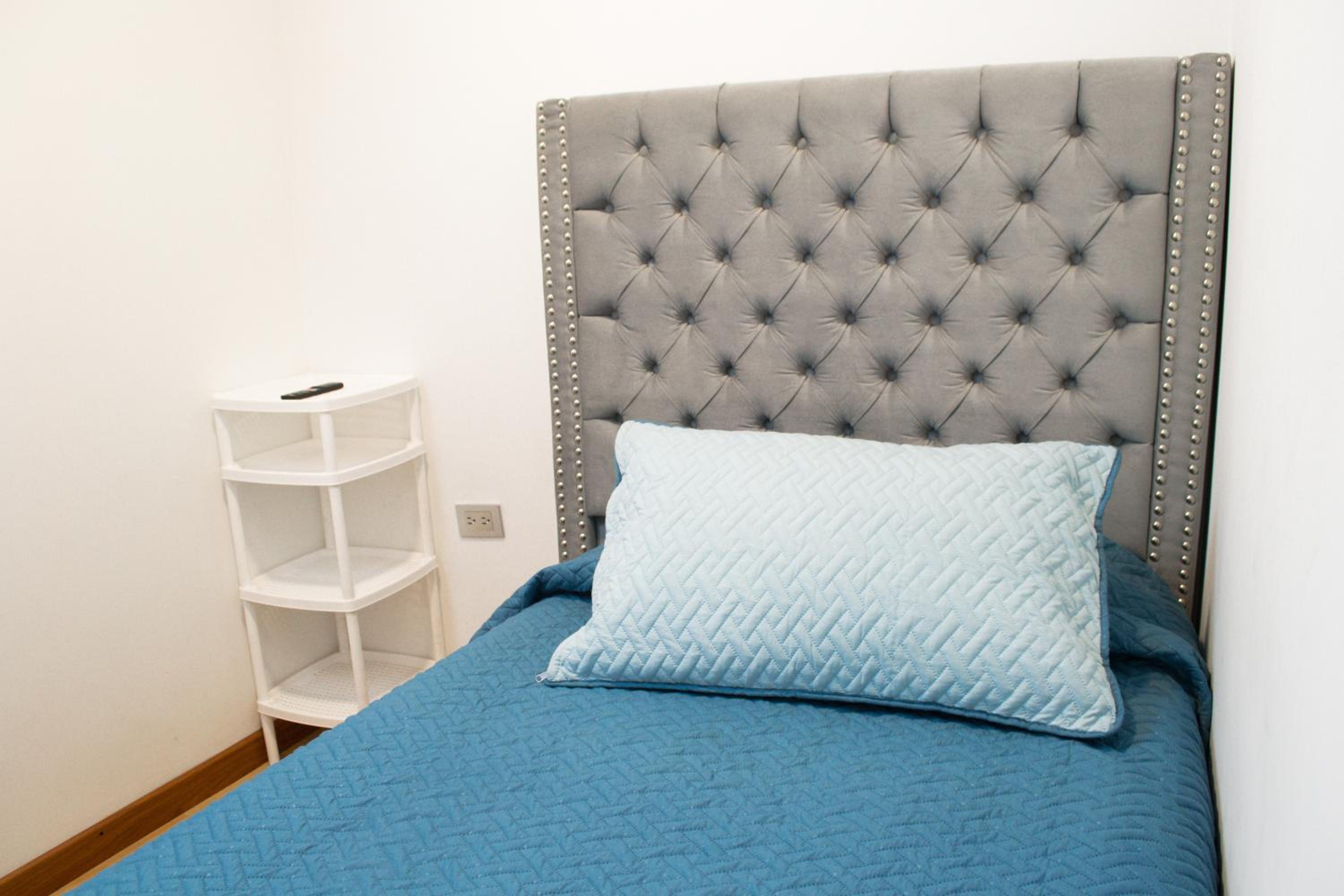 Hostal Lucas Corferias - Habitaciones Privadas