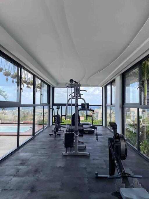 Hotel Modern Apartment/Jacuzzi/Sauna/Pool/Gym - Image 1