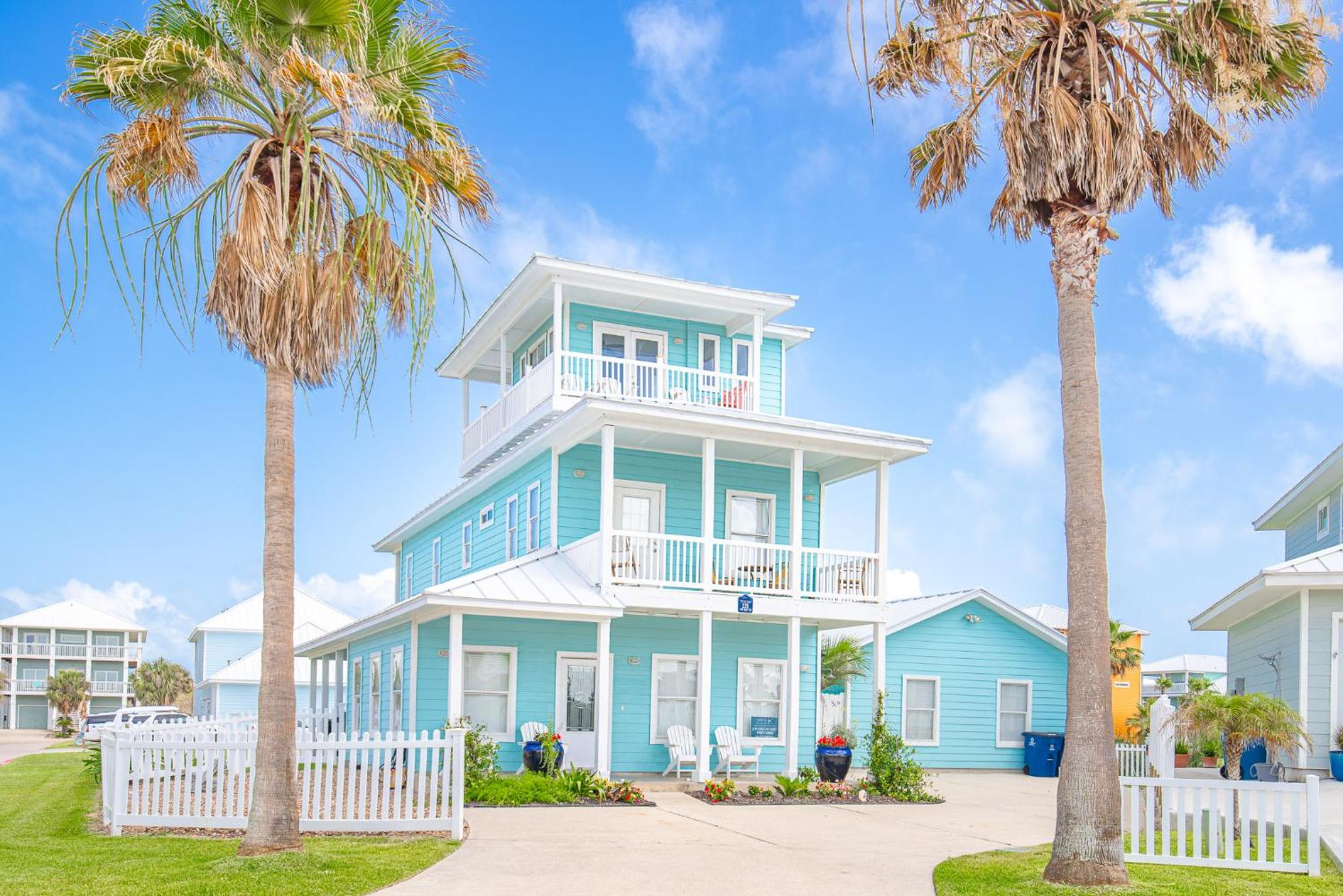 The Blue Fin House! Pool Table, Ocean View & Boardwalk to Beach view 3