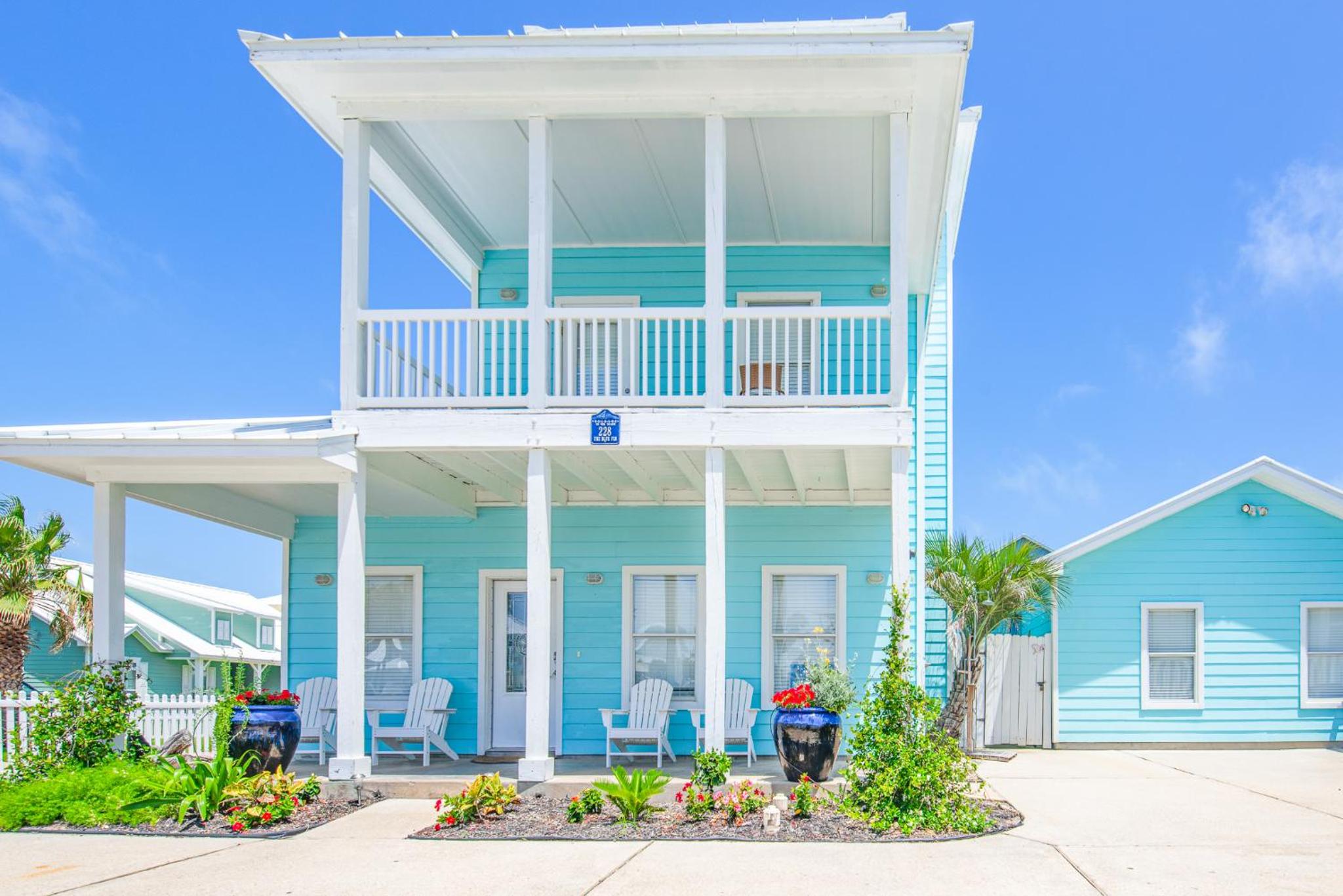 The Blue Fin House! Pool Table, Ocean View & Boardwalk to Beach view 5