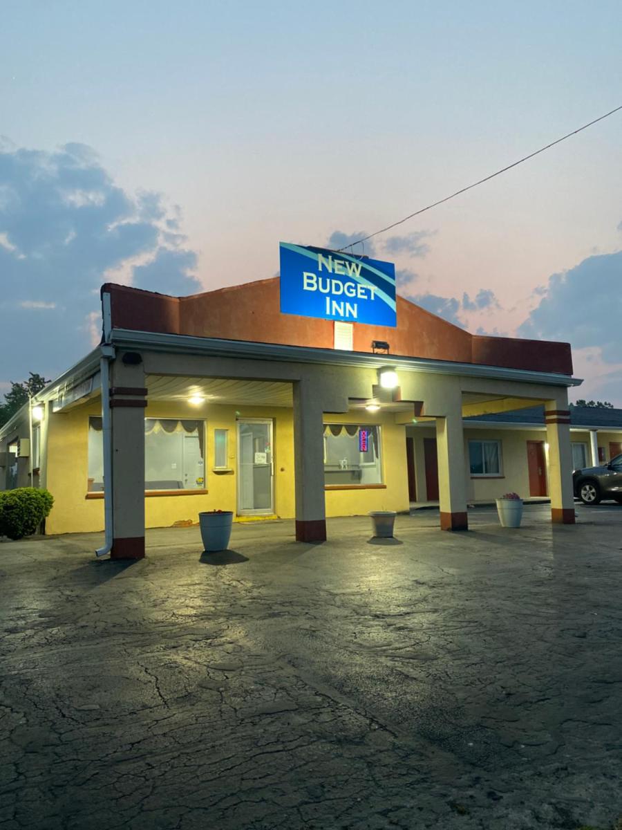 New Budget Inn - Property Image 9