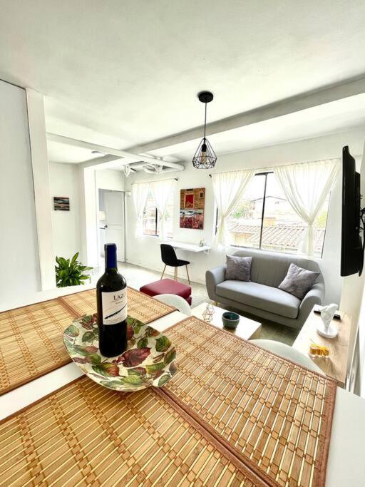 Spacious and comfortable apartment next to metro