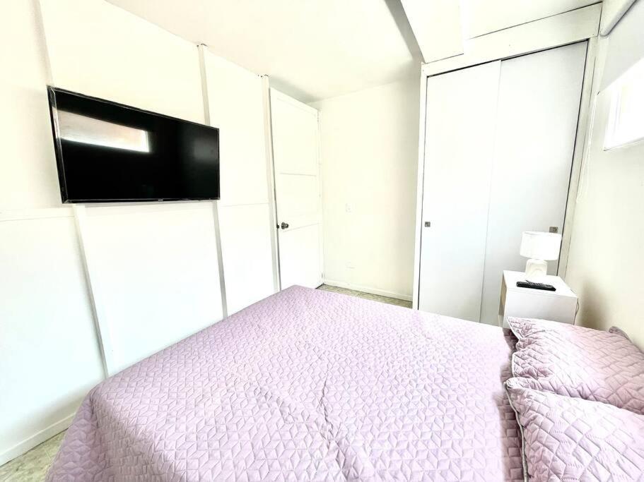 Spacious and comfortable apartment next to metro