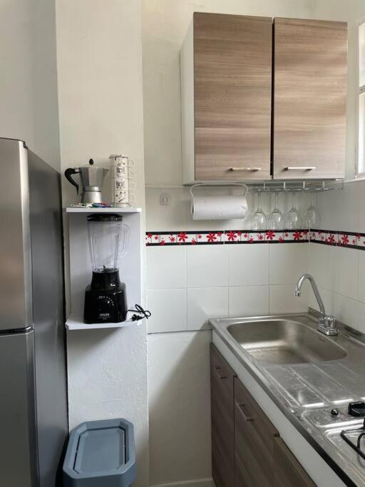 Spacious and comfortable apartment next to metro
