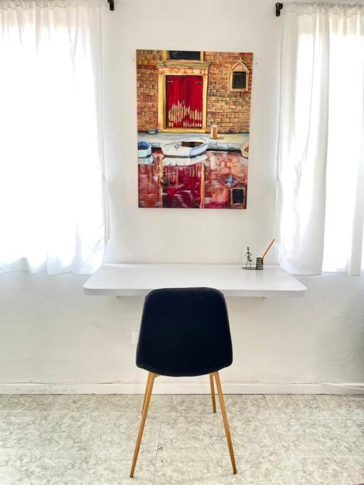 Spacious and comfortable apartment next to metro