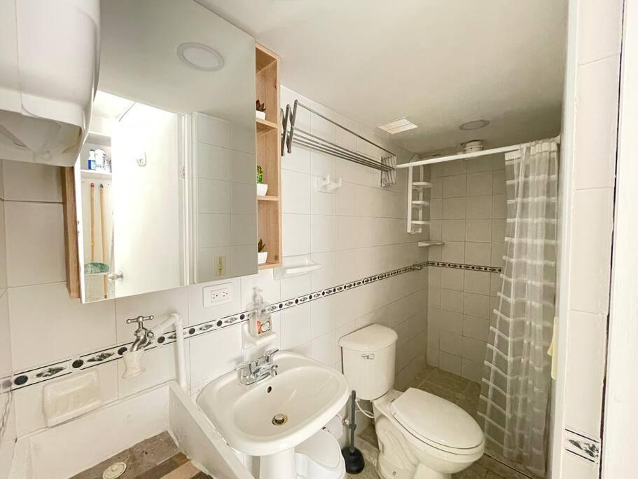 Spacious and comfortable apartment next to metro