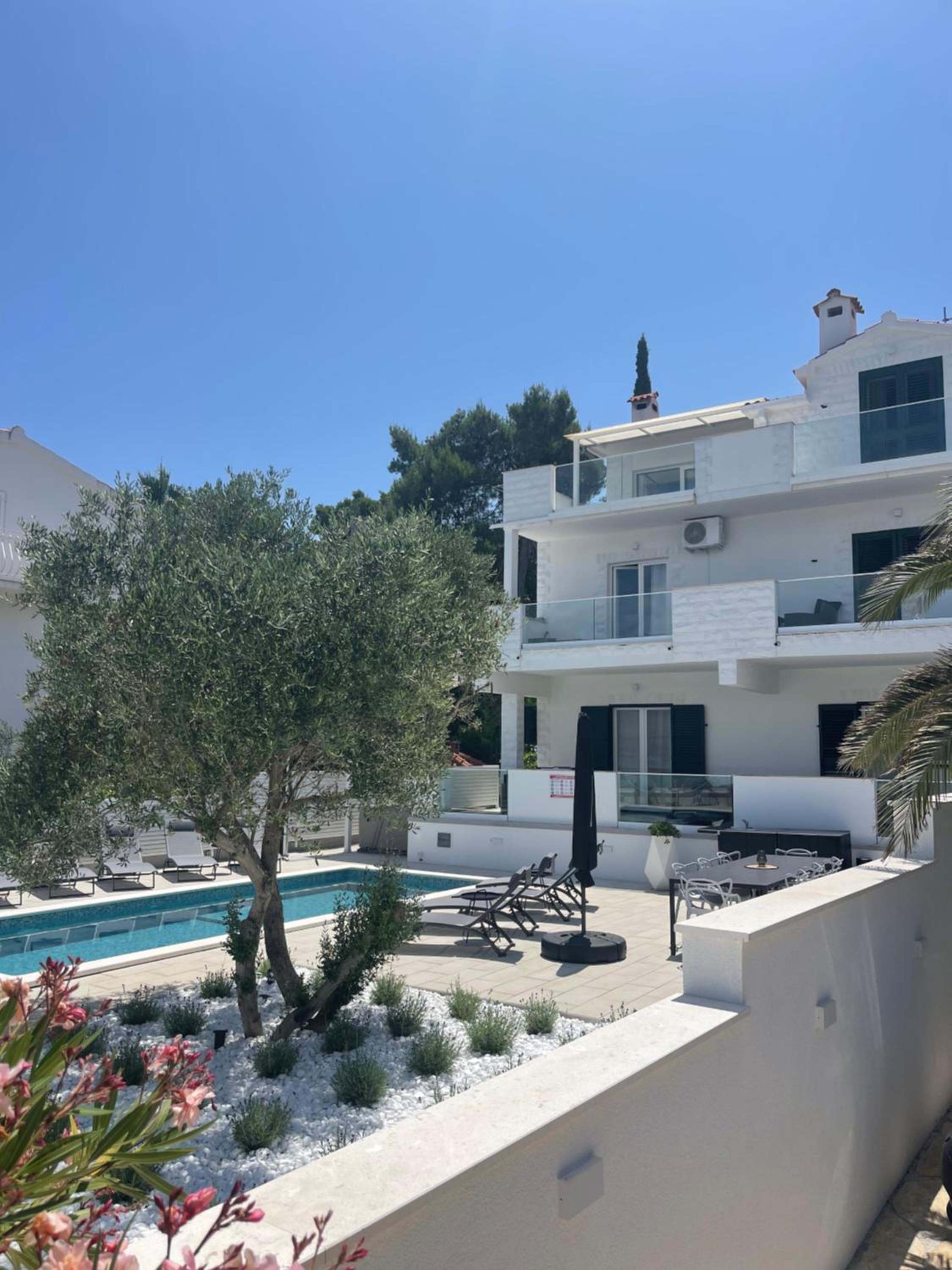 Hotel Apartments Marina