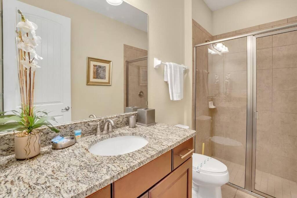 450 Paradise 8BD Villa- Game Room PoolSpa