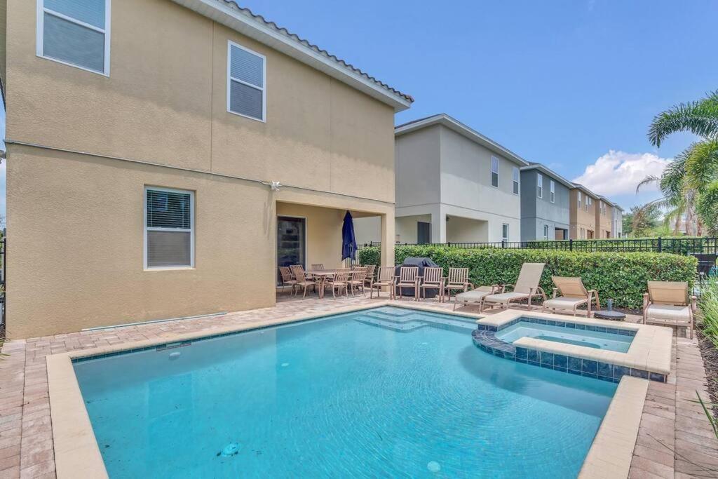 450 Paradise 8BD Villa- Game Room PoolSpa