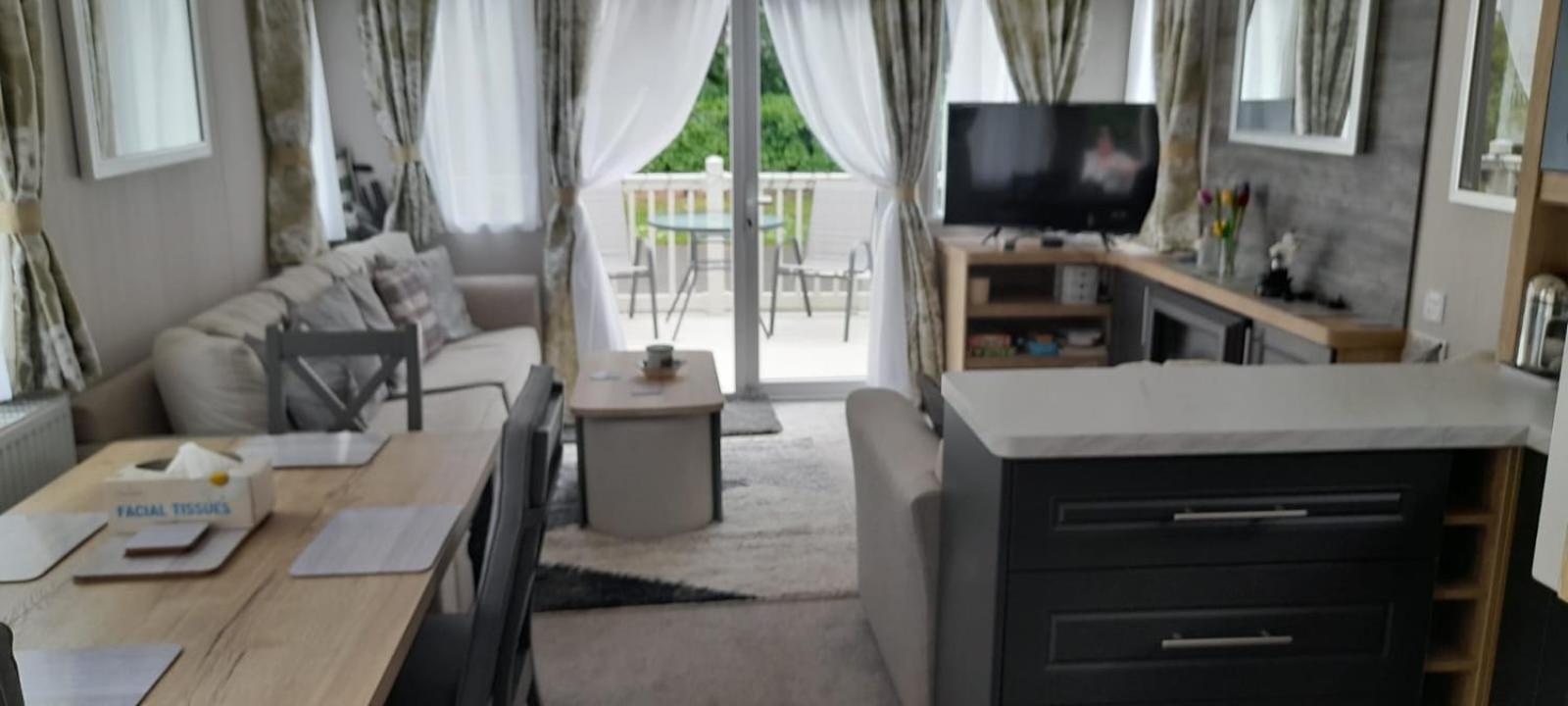 Belfry 2 - Luxury spacious family caravan