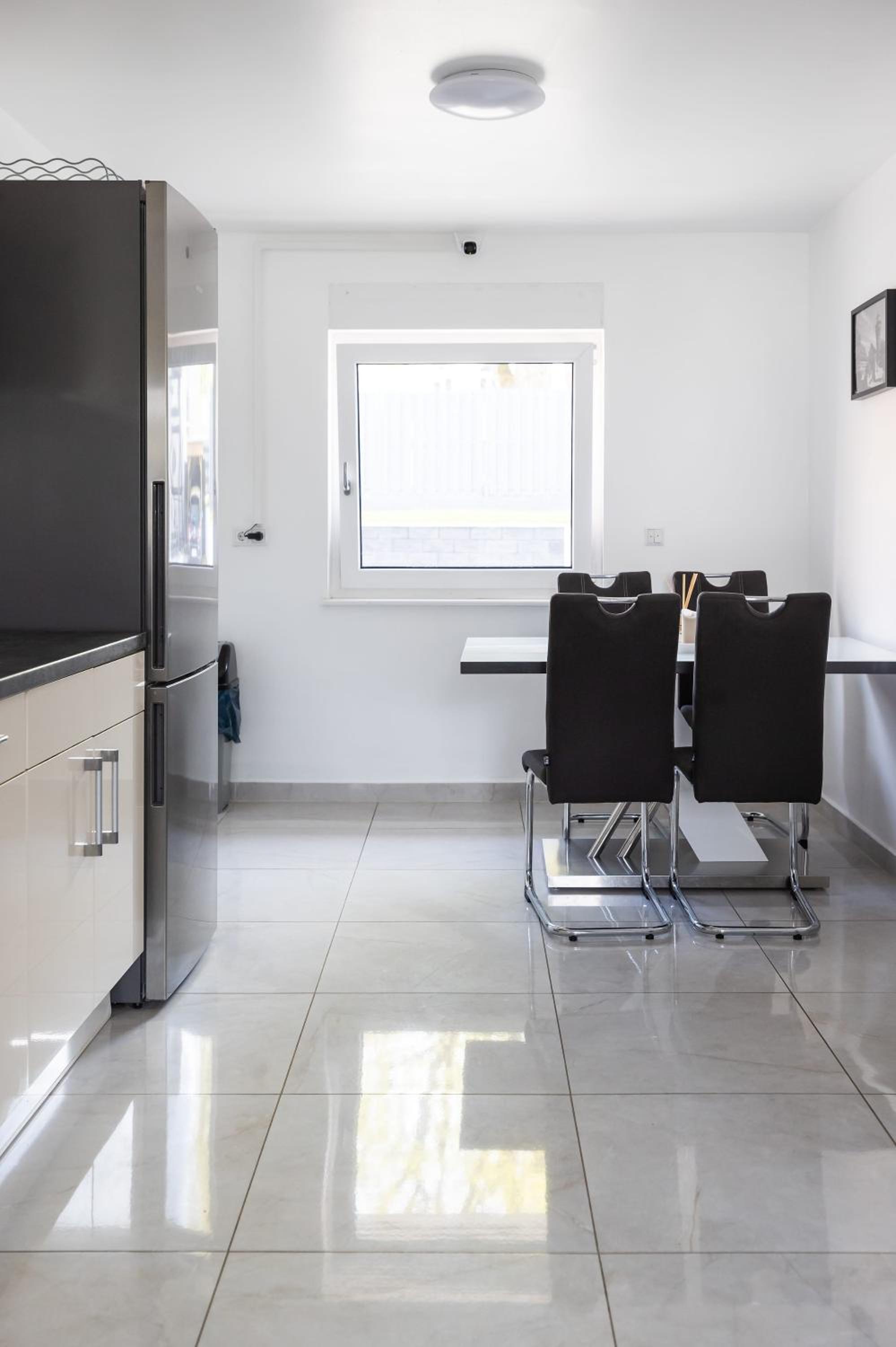 Rooms by StayStay I 24 Hours Check-In