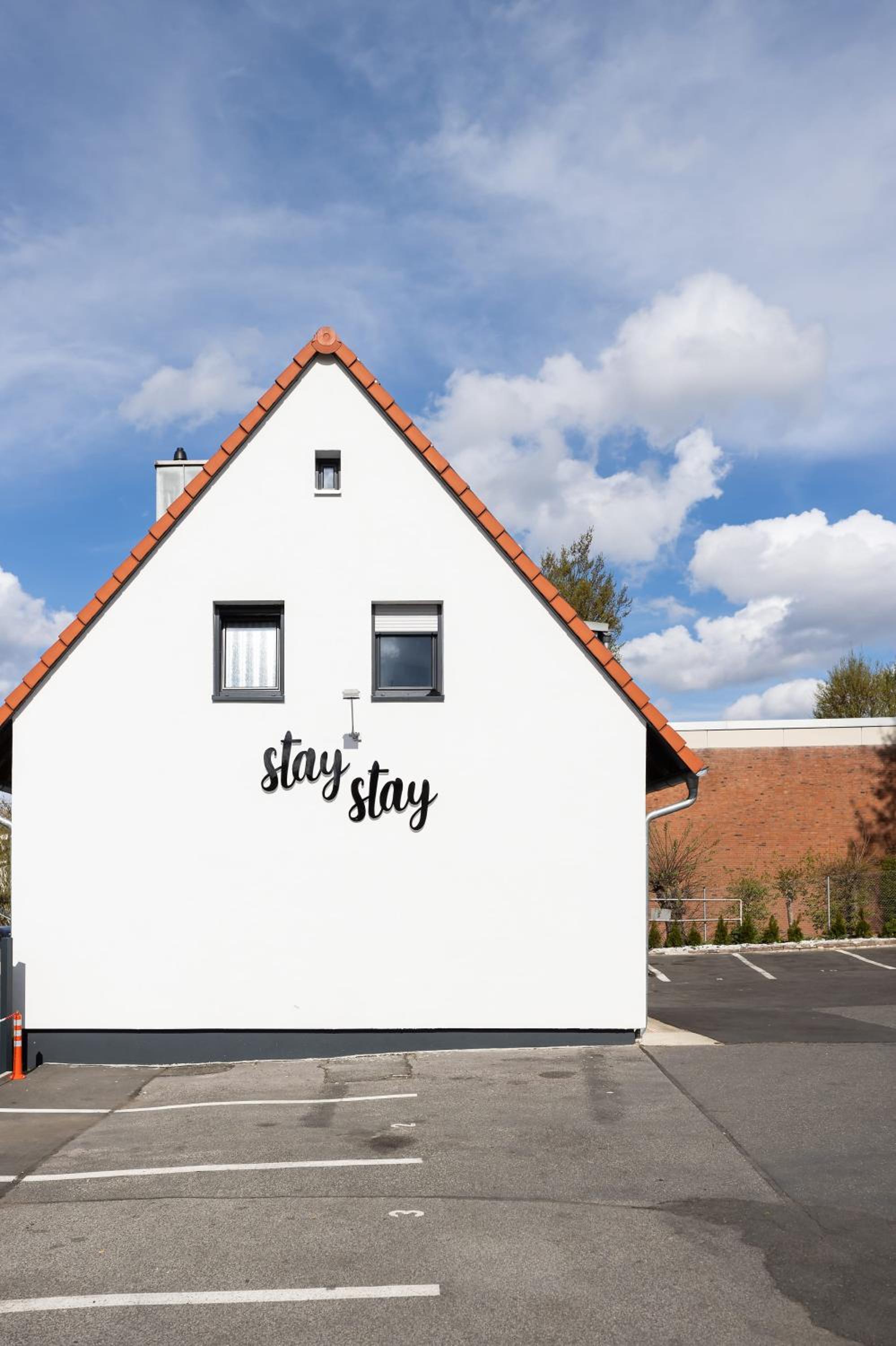Rooms by StayStay I 24 Hours Check-In