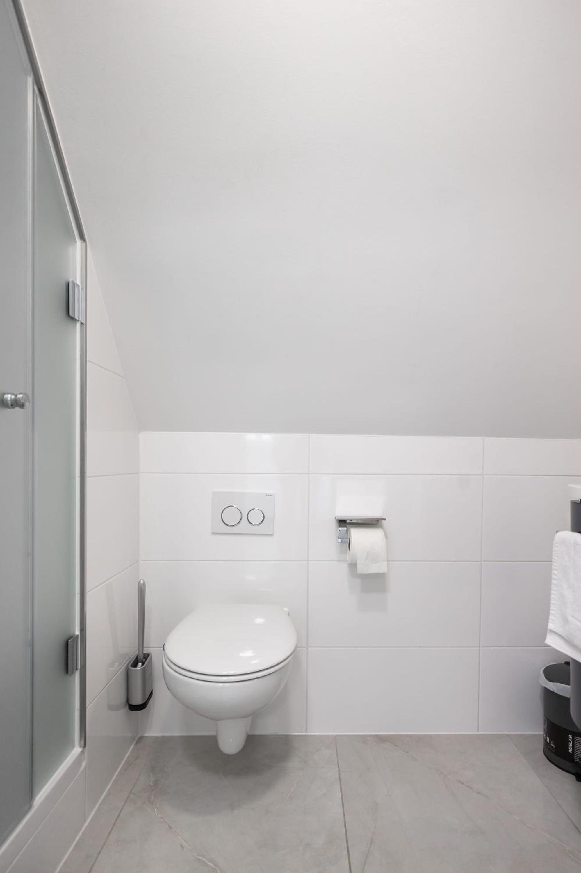 Rooms by StayStay I 24 Hours Check-In
