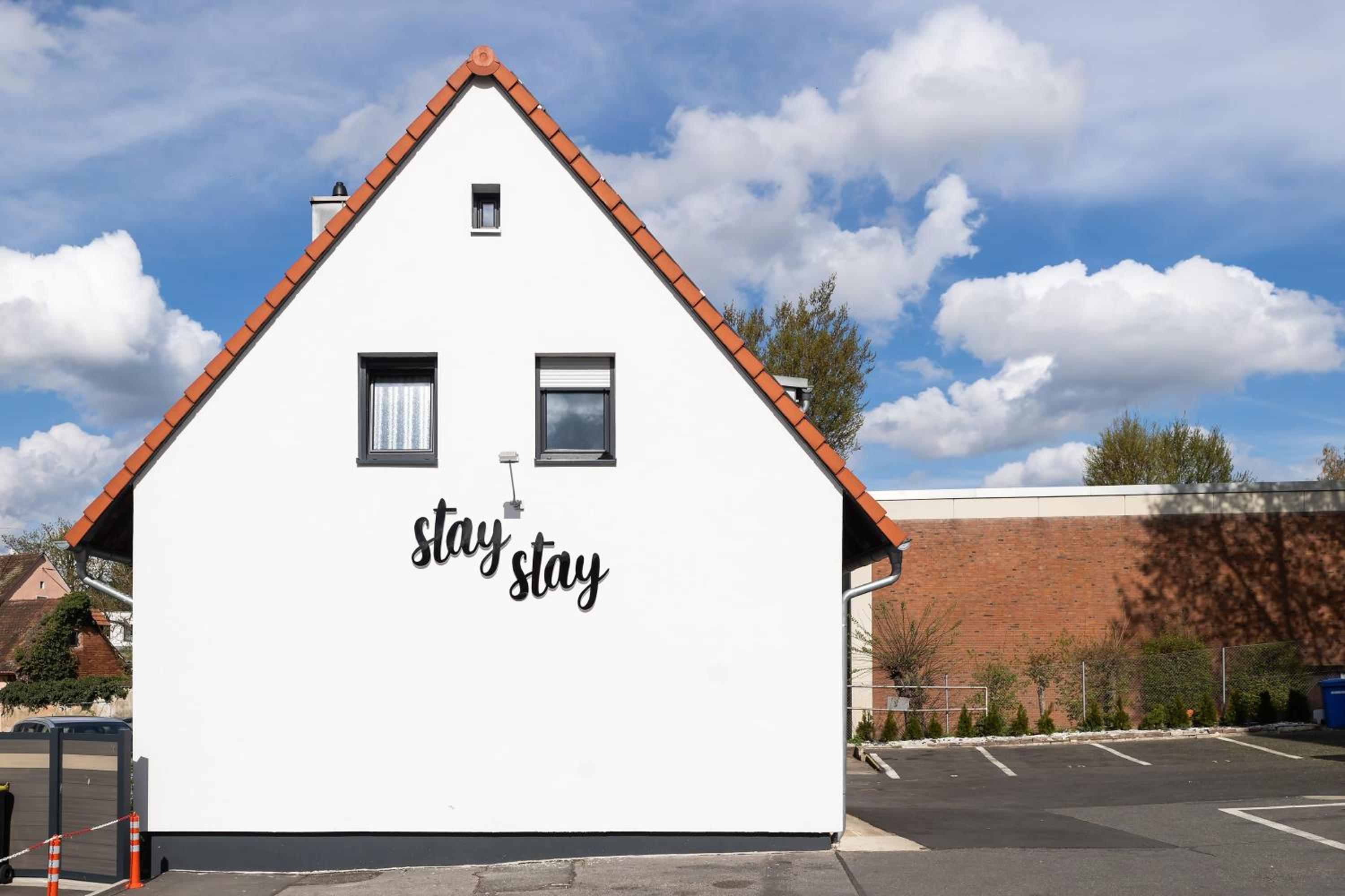 Rooms by StayStay I 24 Hours Check-In