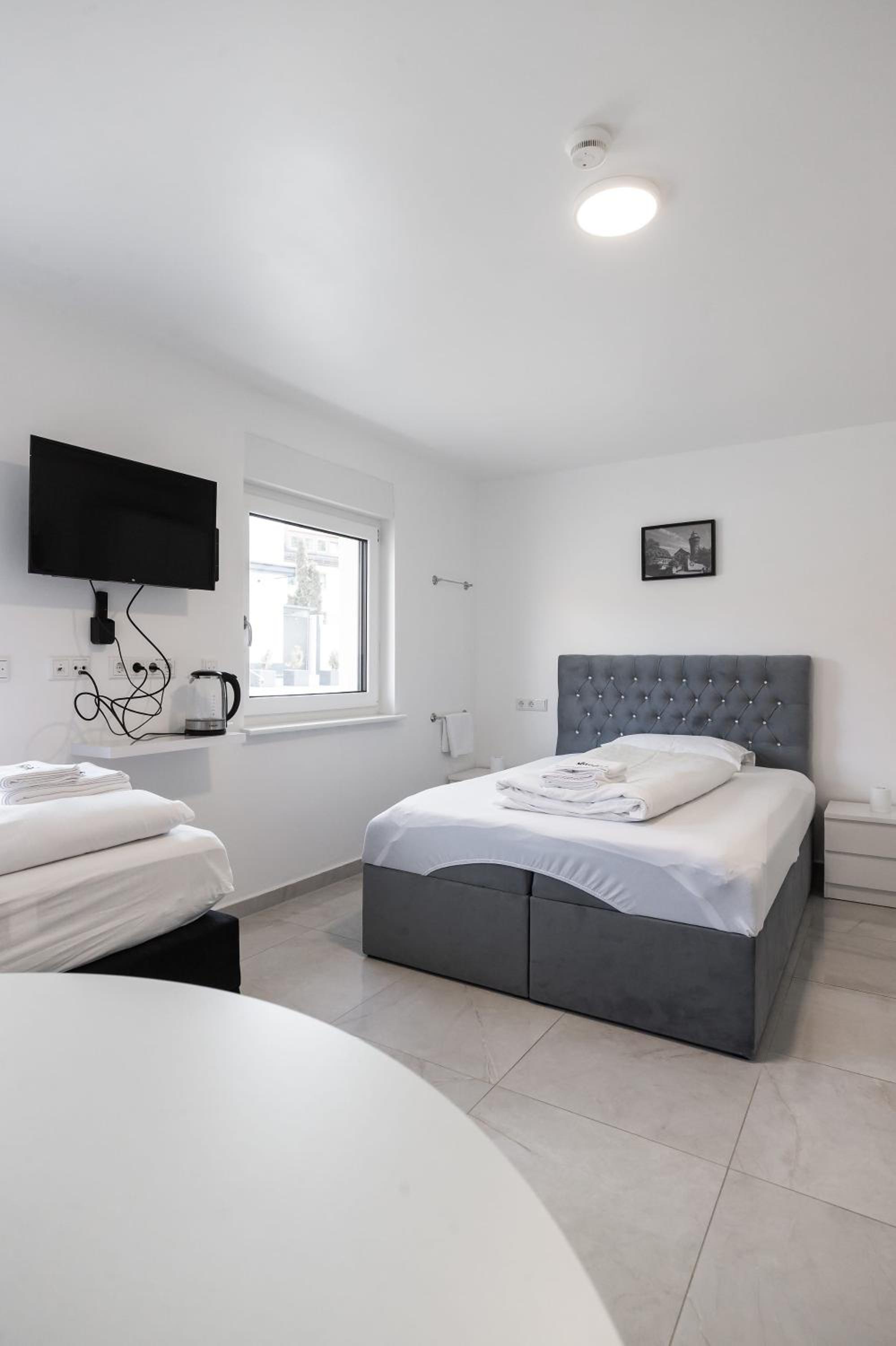 Rooms by StayStay I 24 Hours Check-In