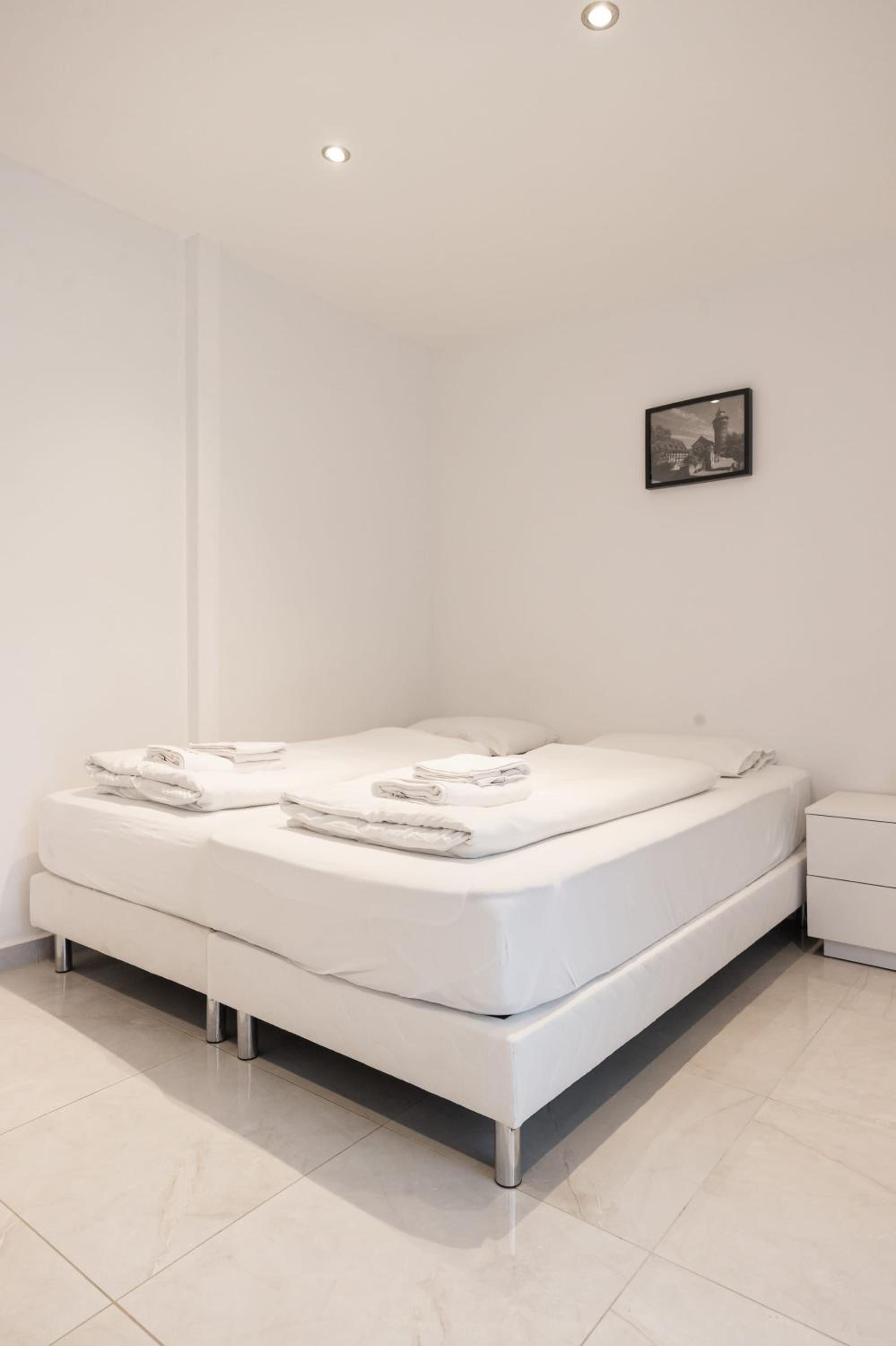 Rooms by StayStay I 24 Hours Check-In