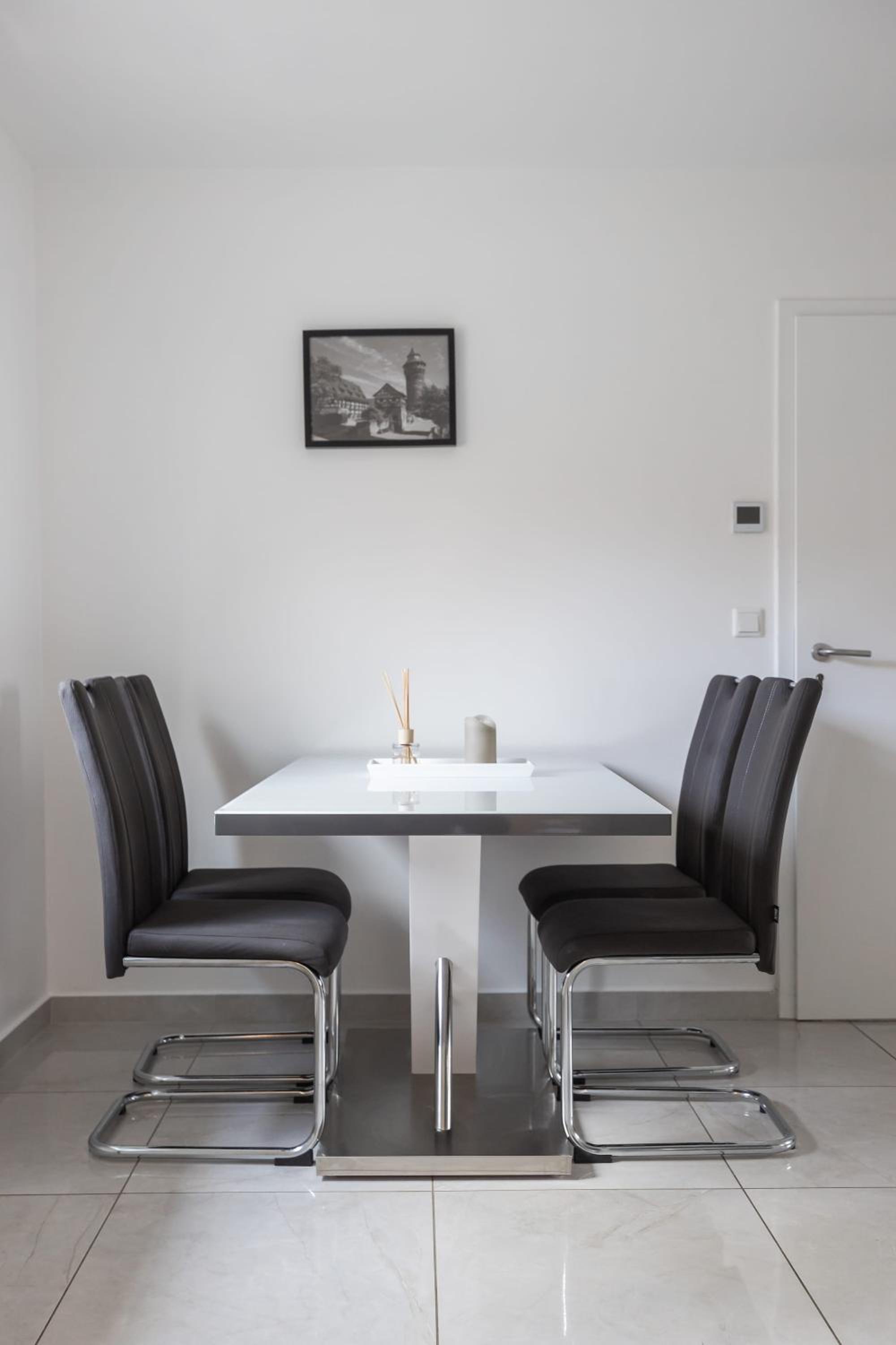 Rooms by StayStay I 24 Hours Check-In