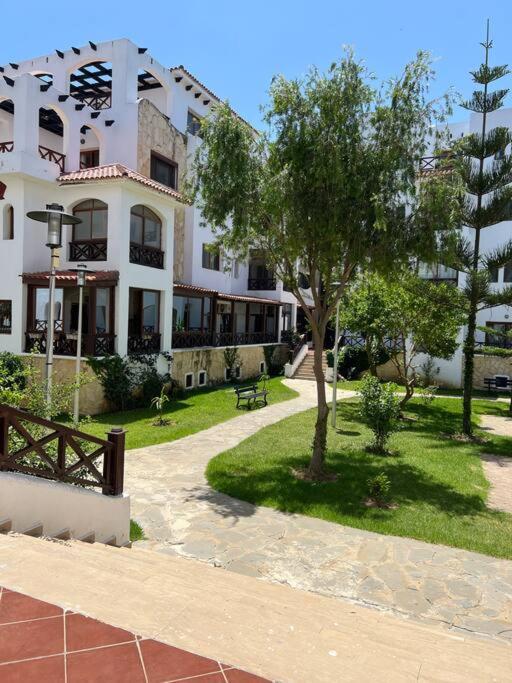 Fully furnished 2 bedroom apartment view 3