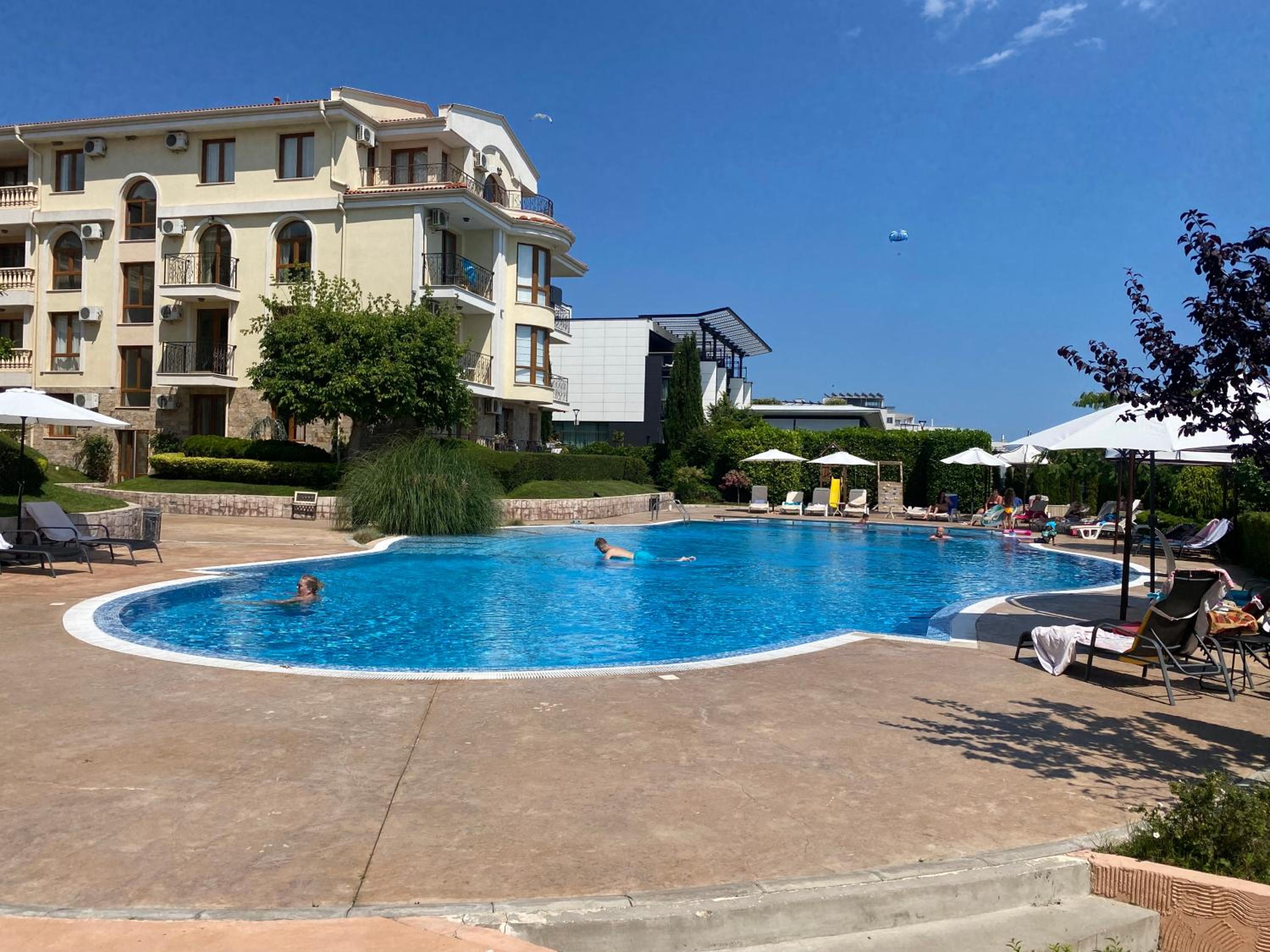 ROYAL BAY 6 Sea View Apartment