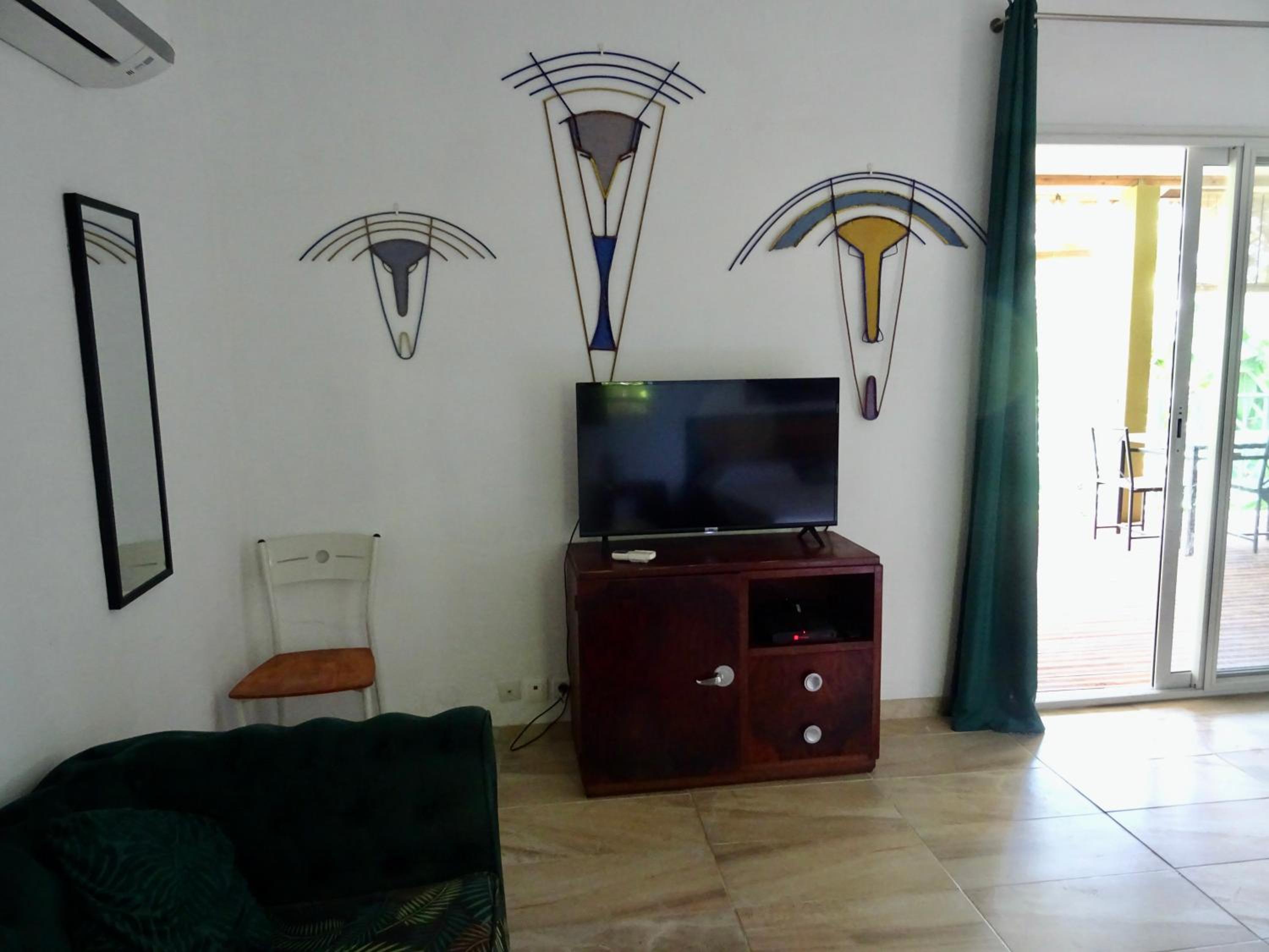 Bungalow DOUROU