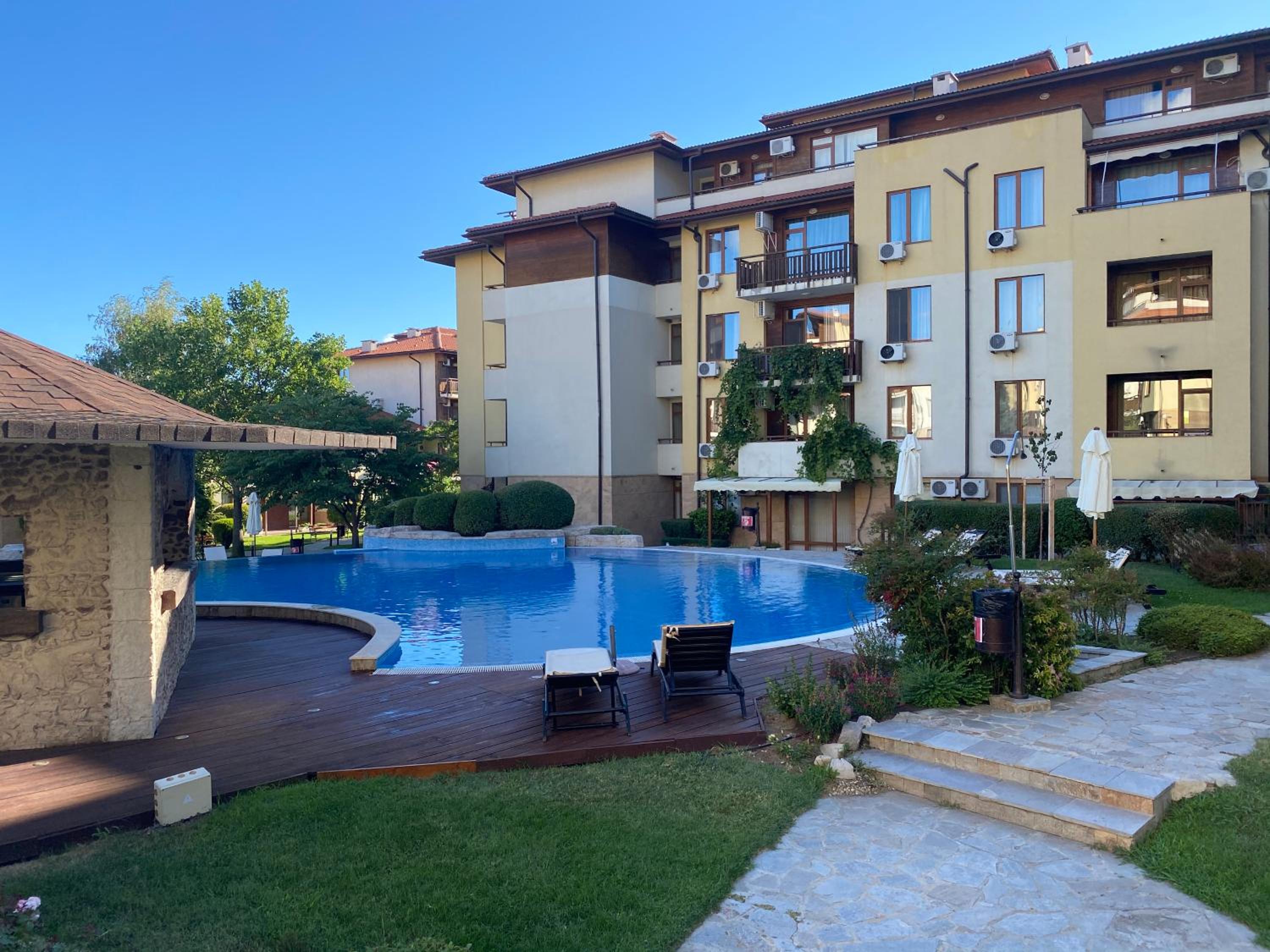 GARDEN OF EDEN B3-2 Private One Bedroom Apartment view 5