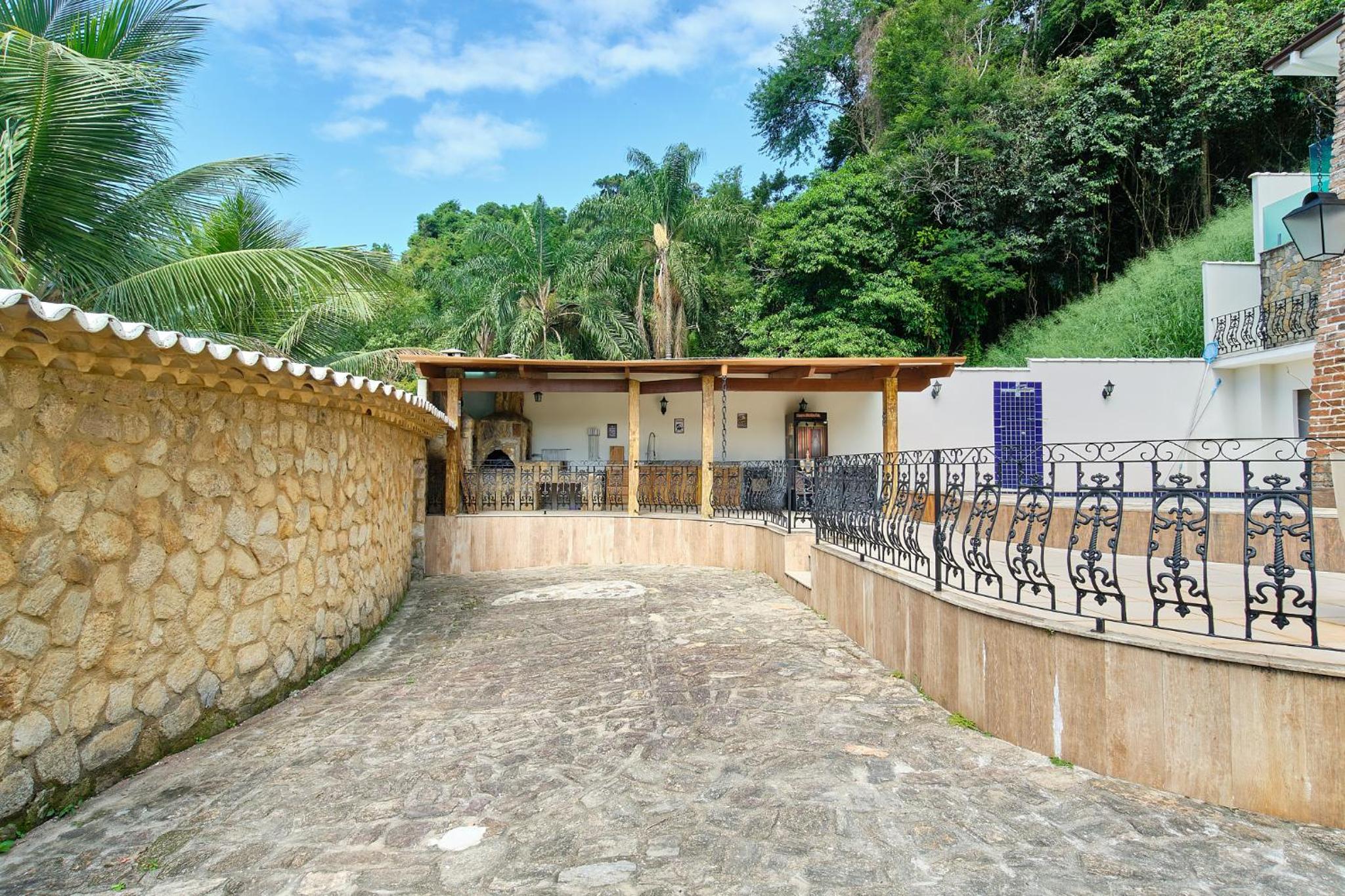 Casa Paraty Preciosa, 6 suítes até 22 pessoas