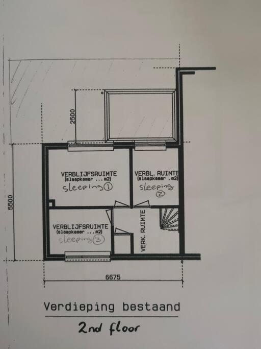 Sion House with garden in the center close to the sea and Amsterdam