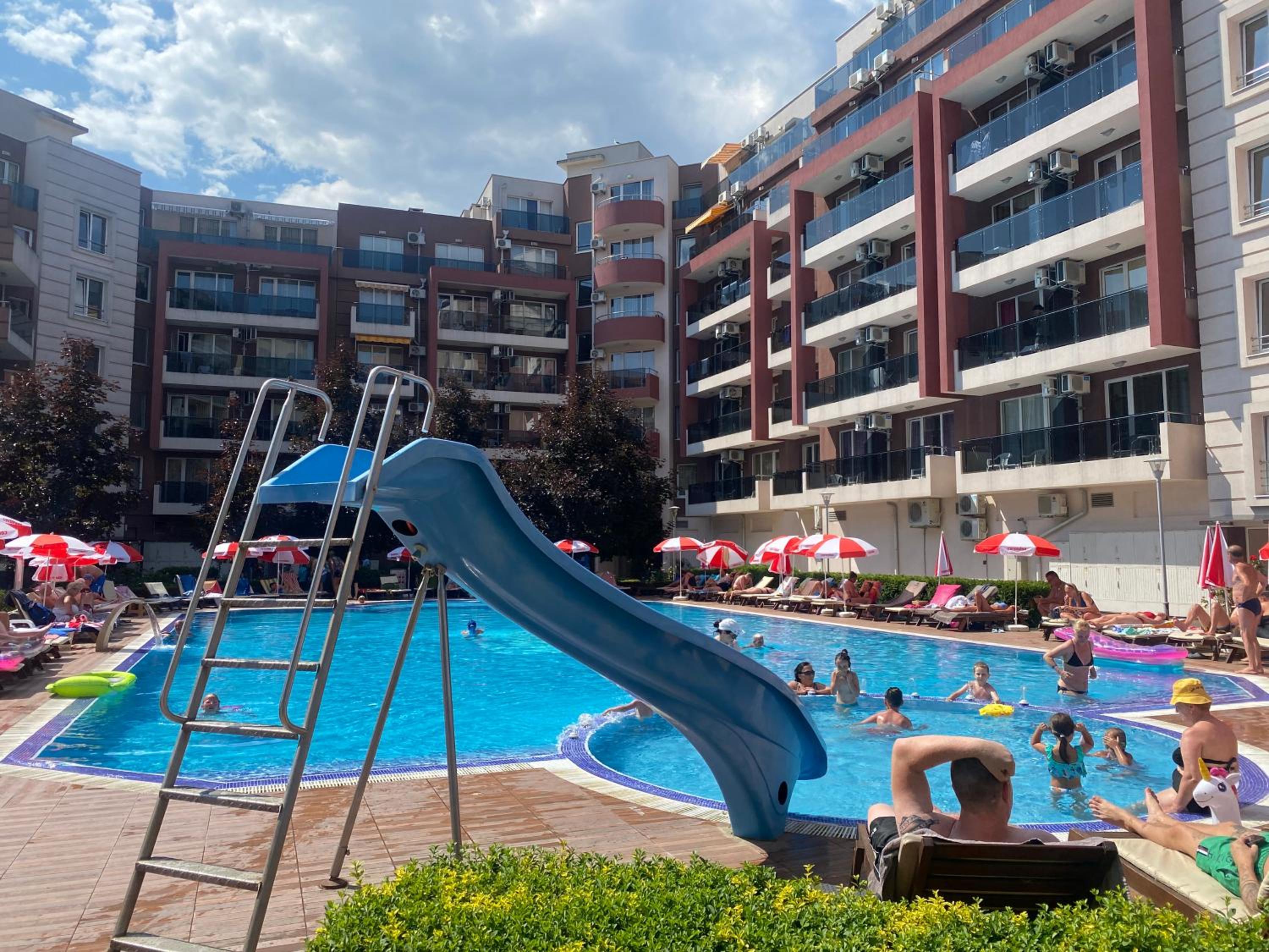 ADMIRAL PLAZA C 45 One Bedroom Apartment