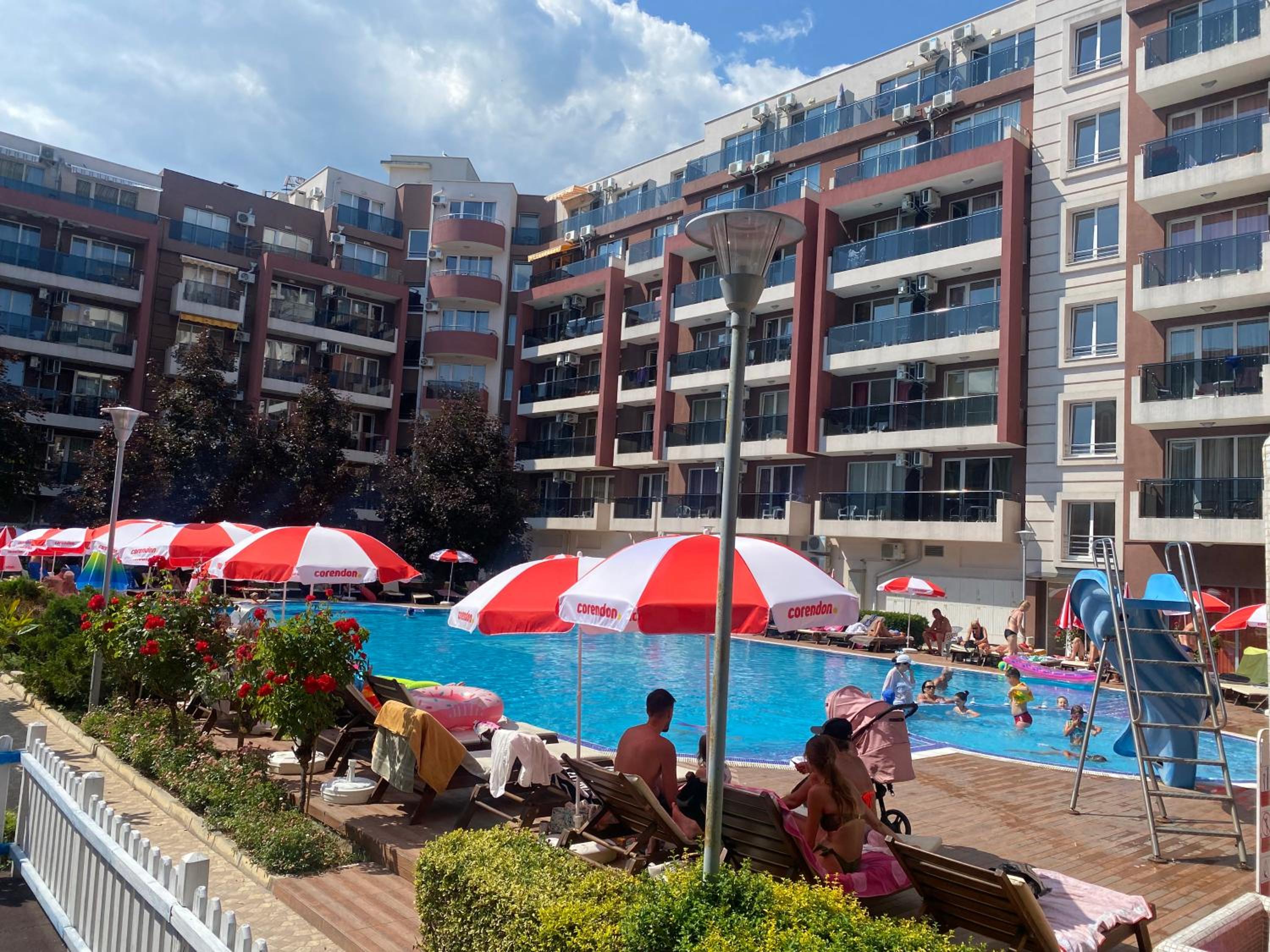 ADMIRAL PLAZA C 45 One Bedroom Apartment