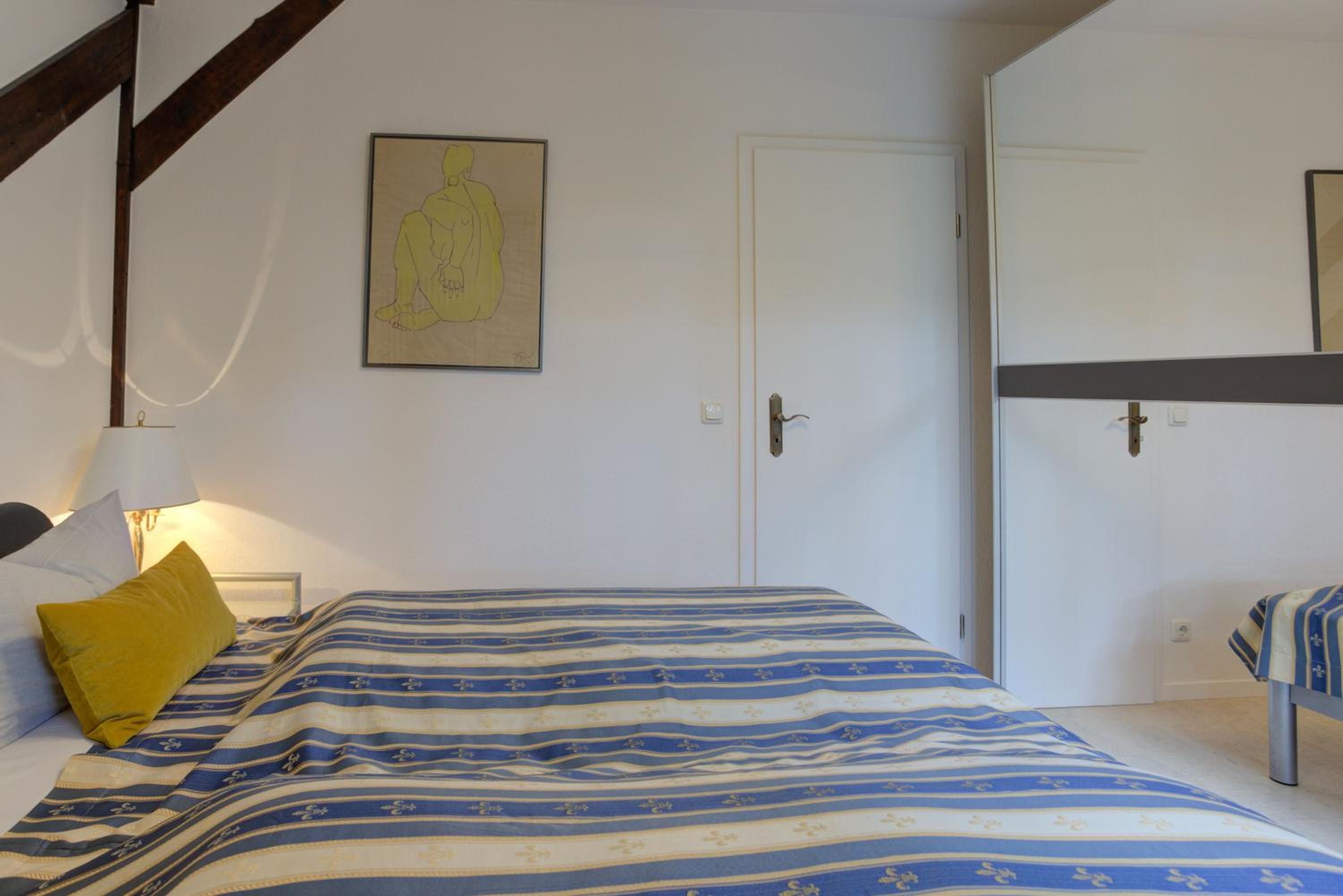 Strandvilla Hubertus Boltenhagen - Ferienwohnungen Apartment mit Parkplatz WLAN Küche Garten Grillplatz Waldbaden