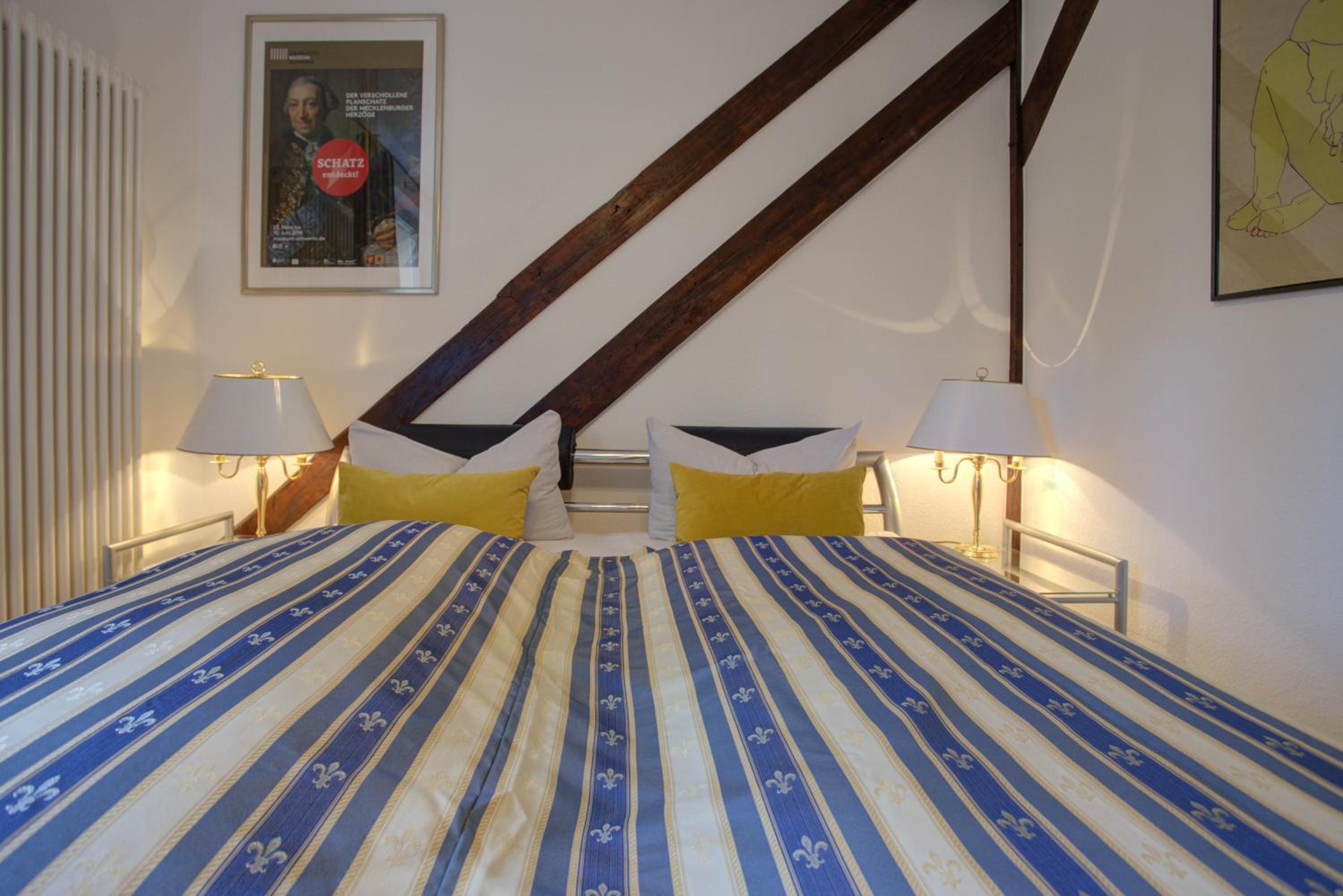 Strandvilla Hubertus Boltenhagen - Ferienwohnungen Apartment mit Parkplatz WLAN Küche Garten Grillplatz Waldbaden