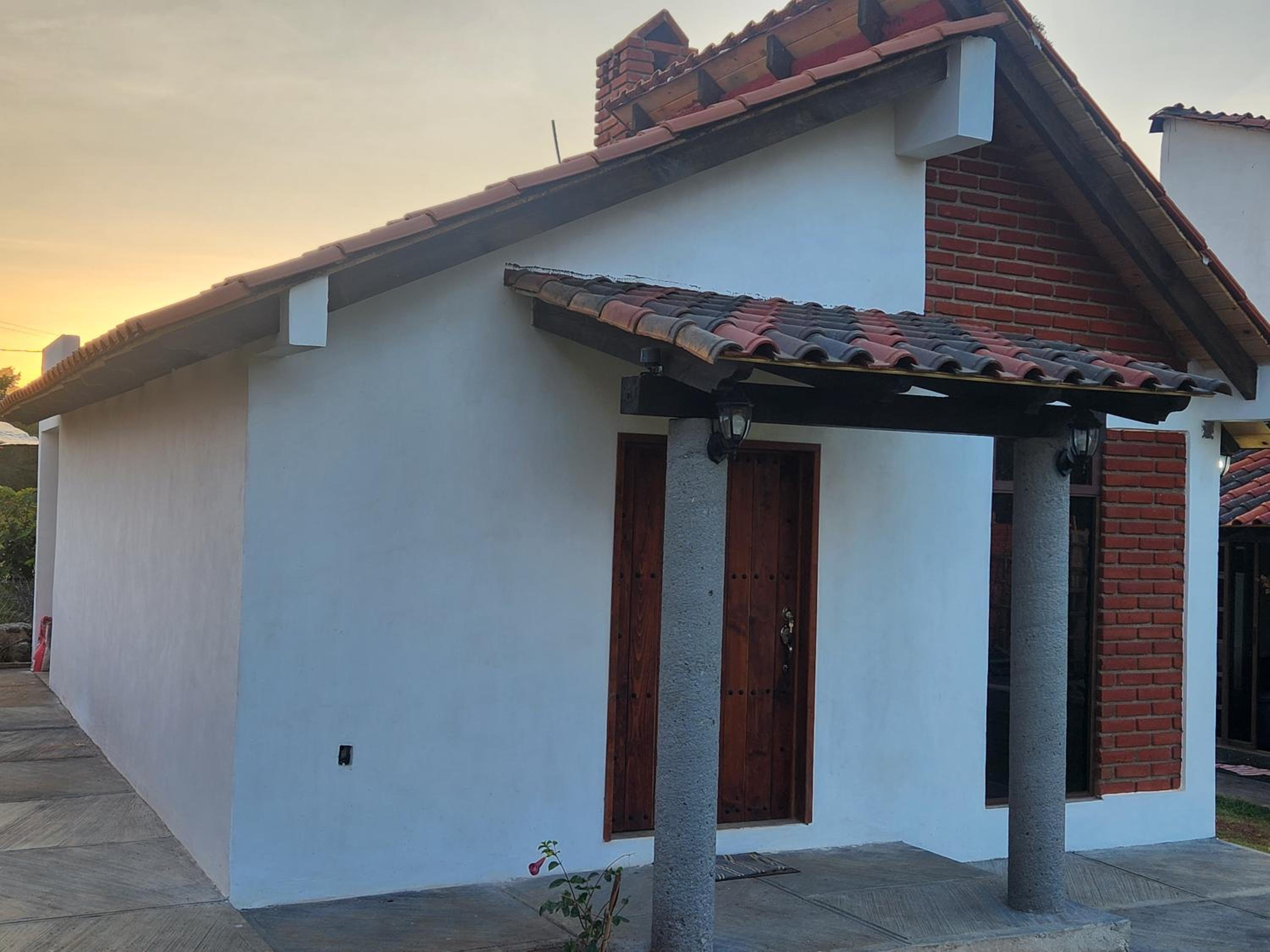 Villa Onawa by Natut Huasca view 2