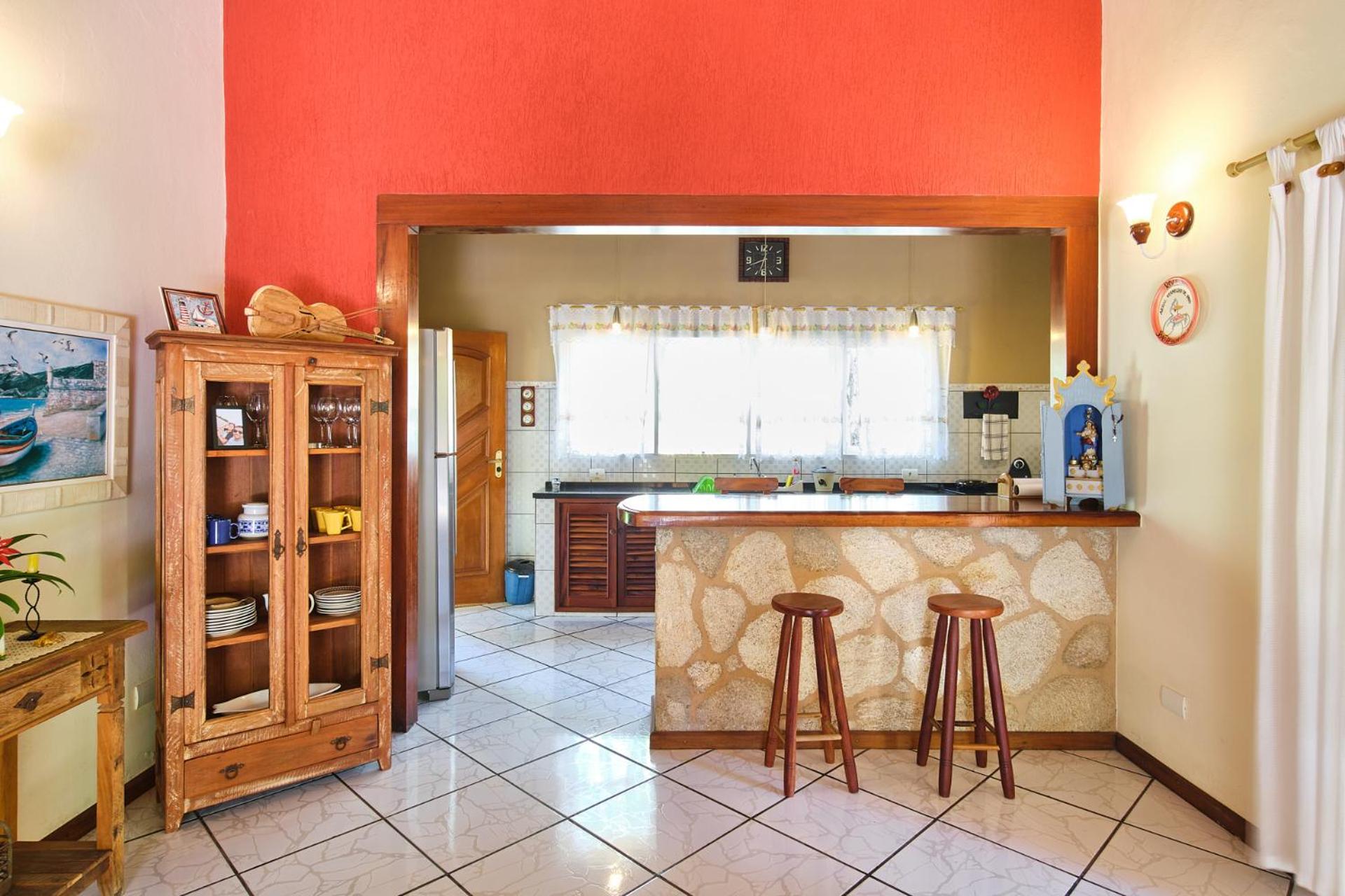 CASA SEMPRE VIVA PERTO DA PRAIA DO CORUMBE
