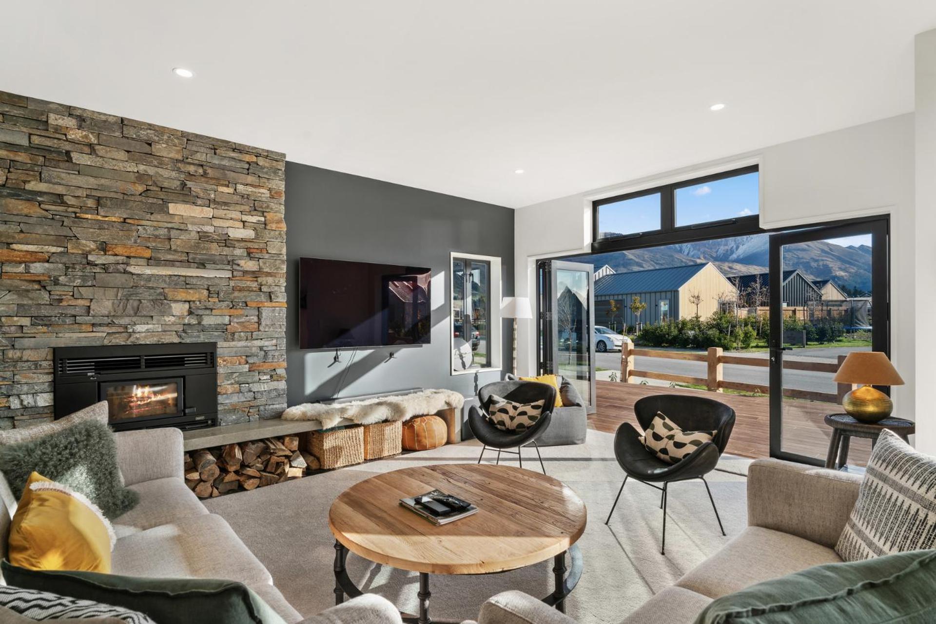Wairua Wānaka - Wanaka Holiday Home view 2