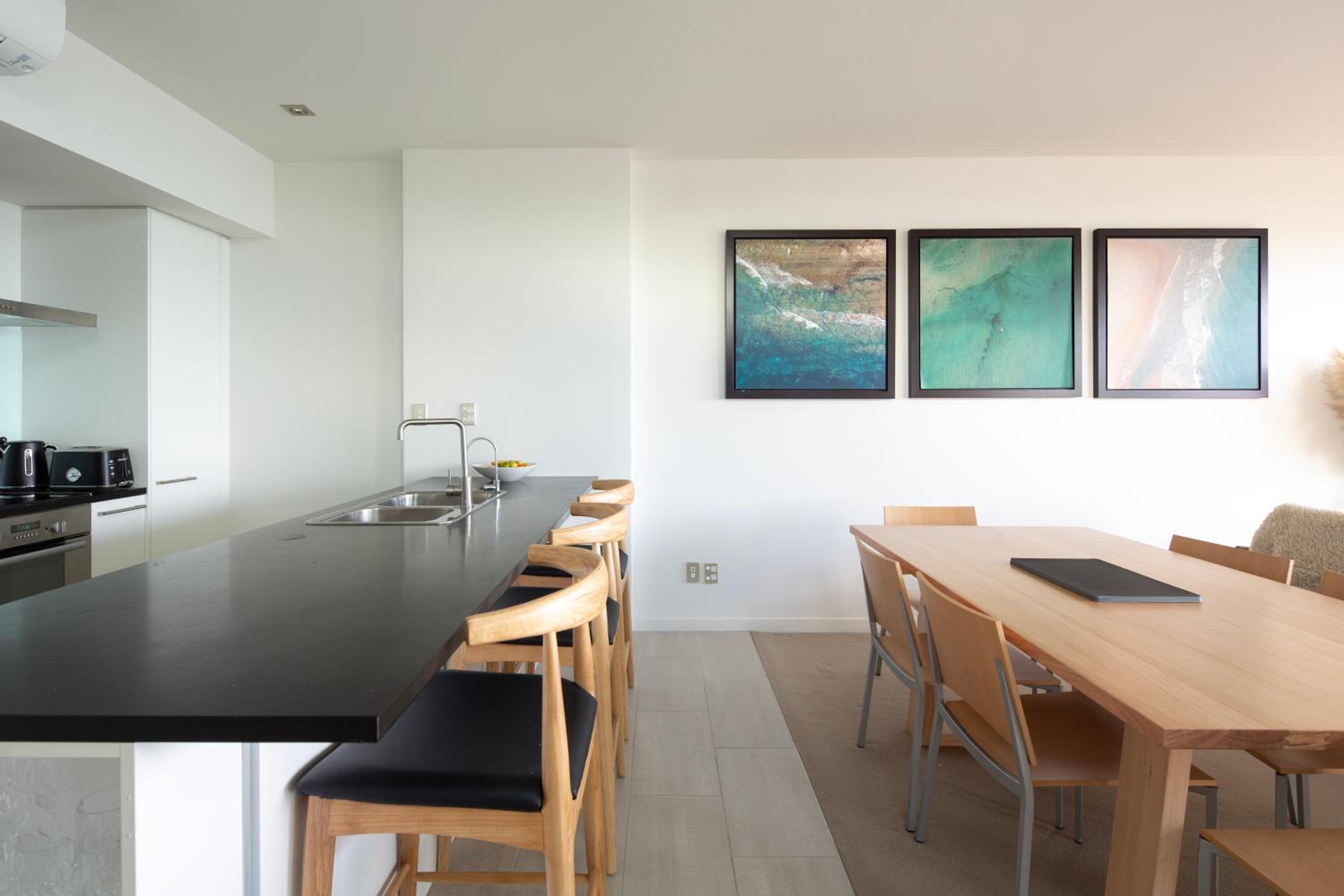 Cable Bay Luxury 1 Bedroom Surf Villa view 4