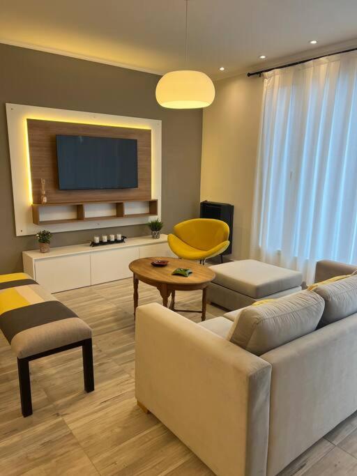 Casa del Alto, impecable, 3 dormitorios, 2 baños