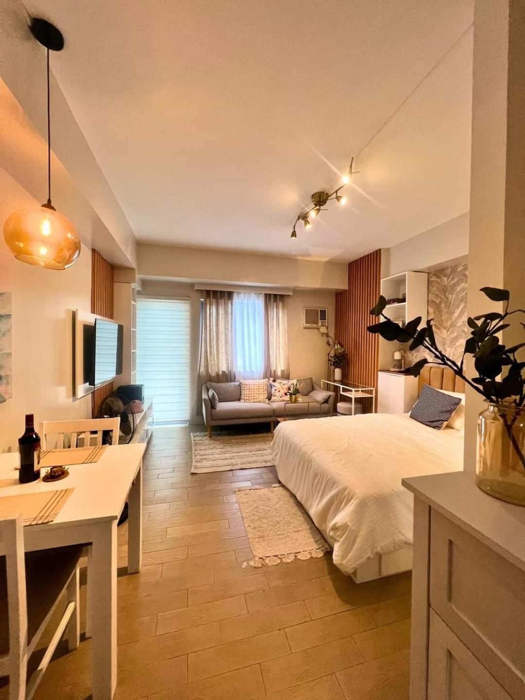 Hotel Vibe in Manhattan Plaza, Araneta City, Cubao view 3