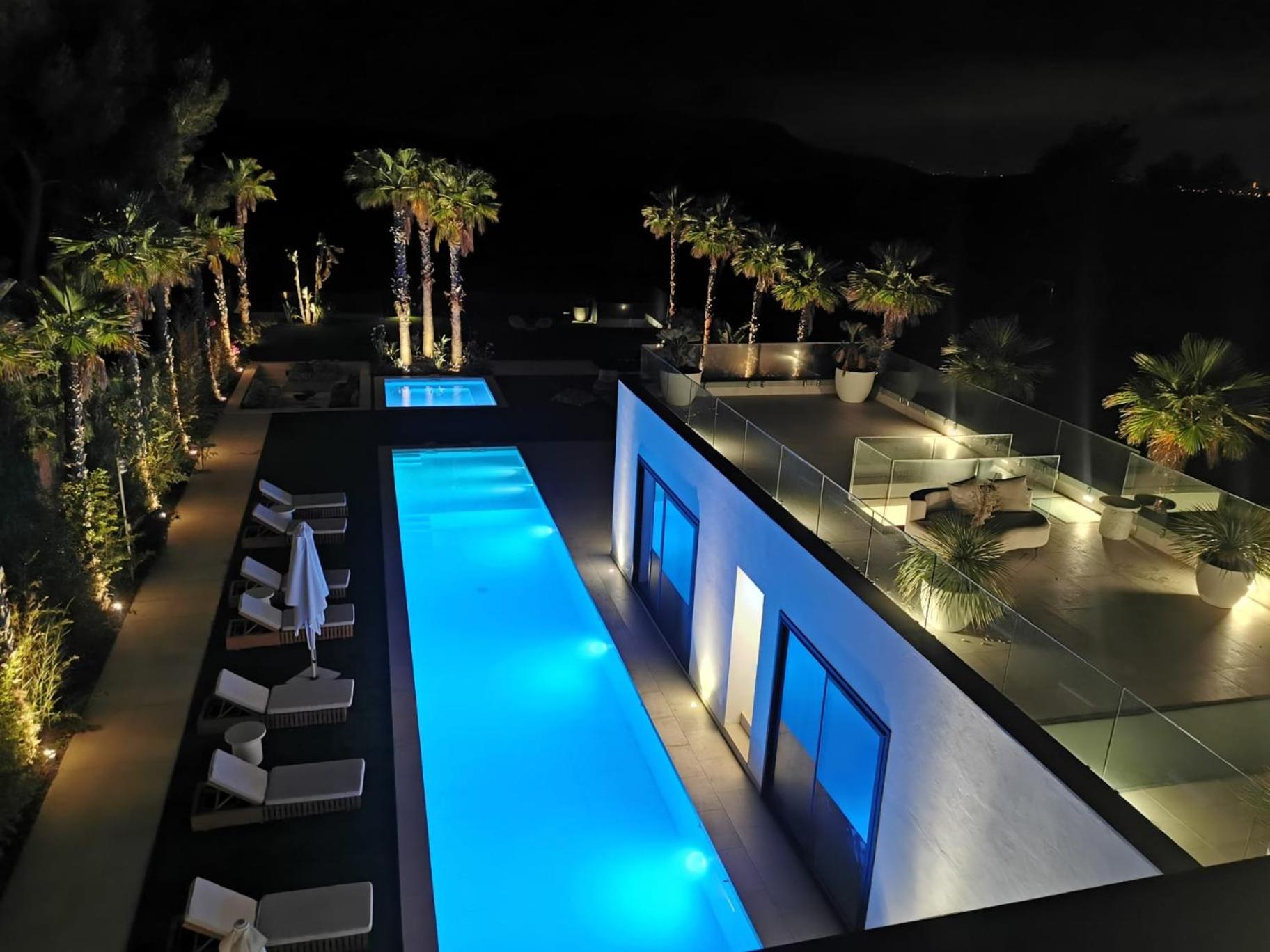 Contemporary villa near Sitges Hills