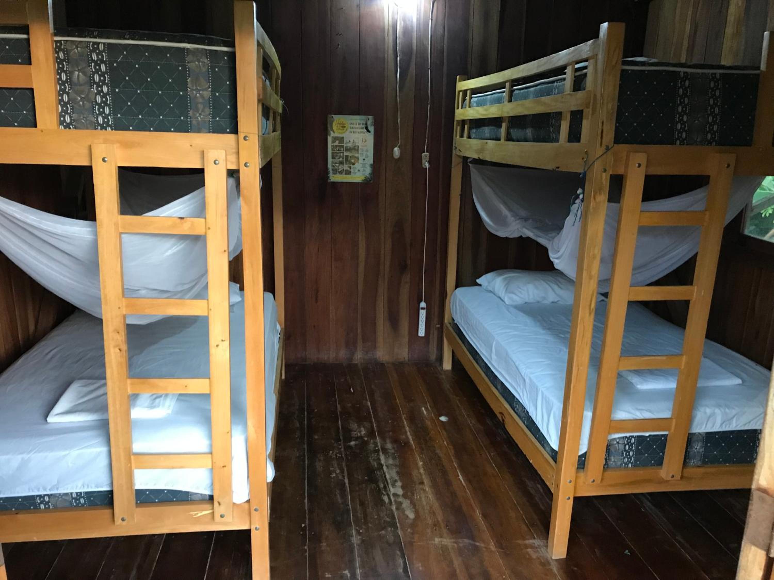 Onda Hostel Mompiche