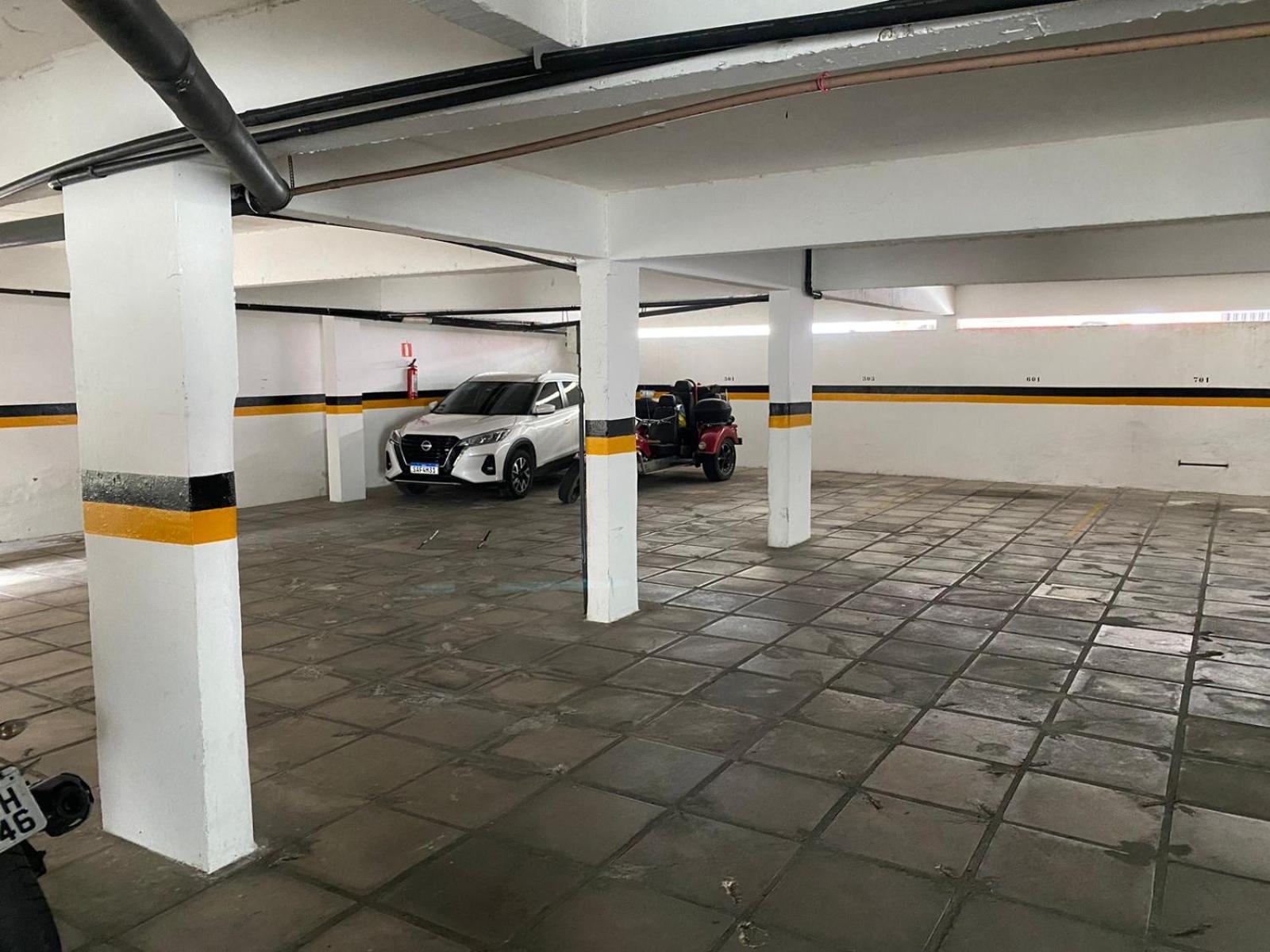 Exclusivo na praia de ponta verde próximo ao Maceió mar hotel - Apto 802