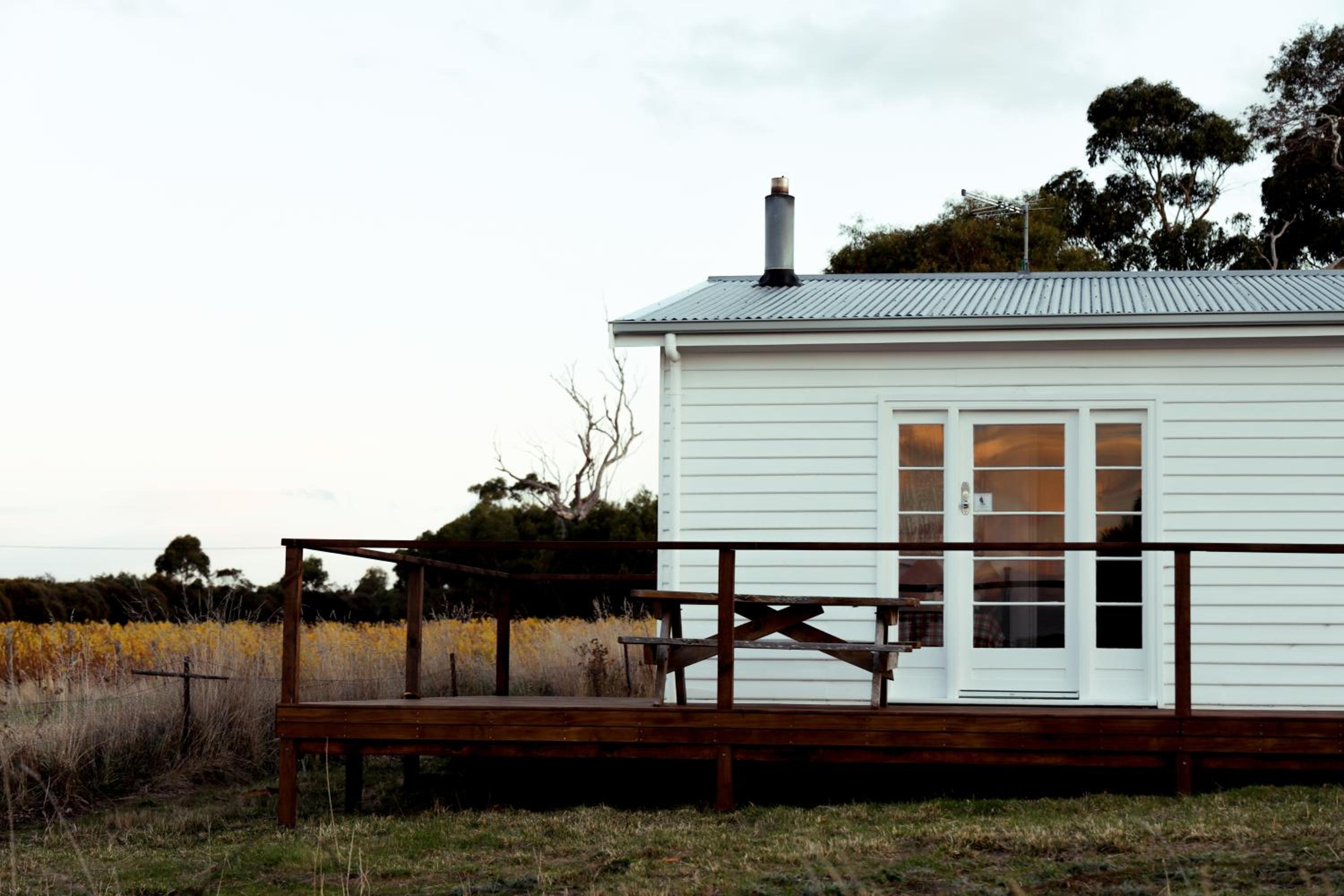 Pip's Place - Lisdillon - Waterfront
