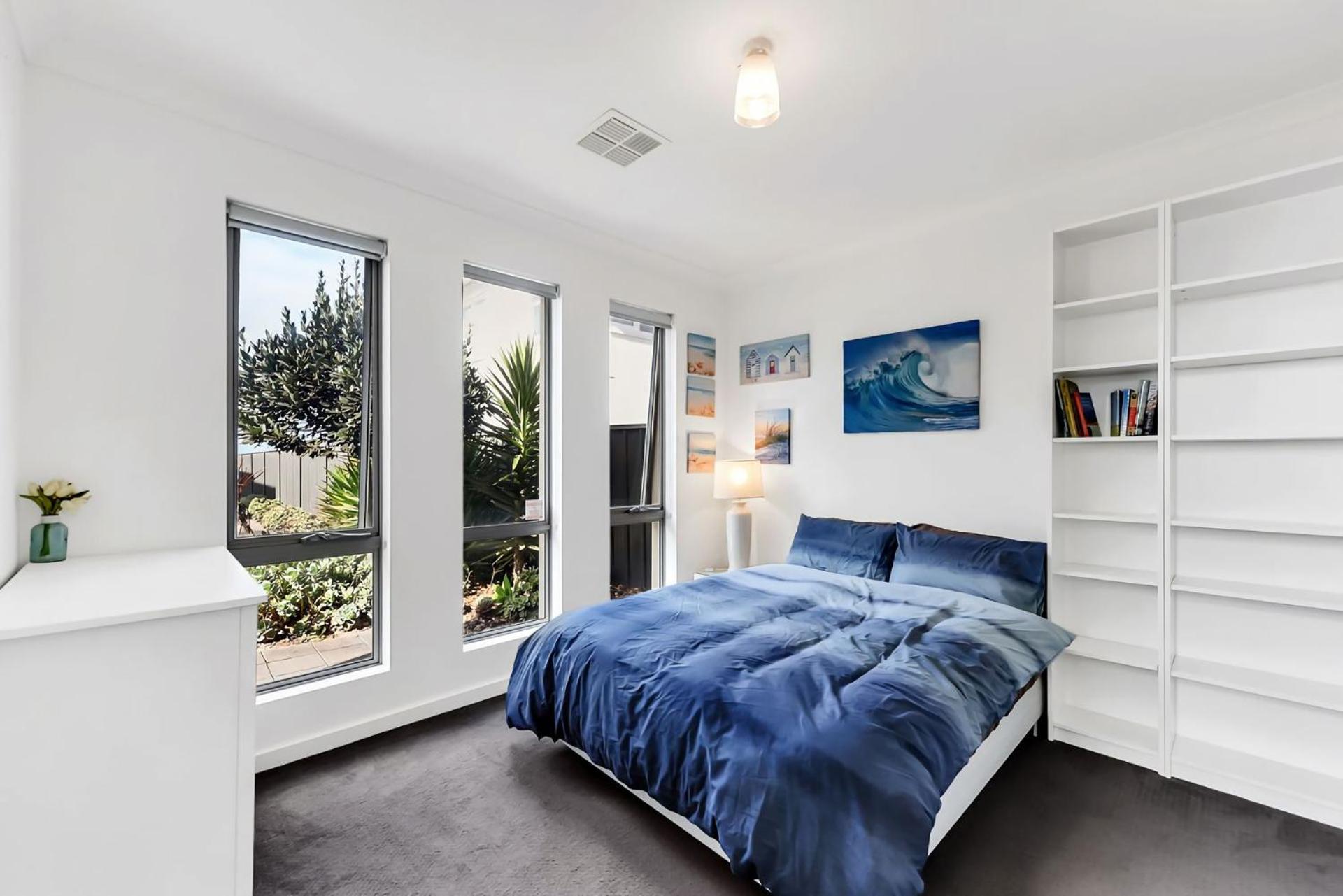 Stunning Sea Views in Excellent Location