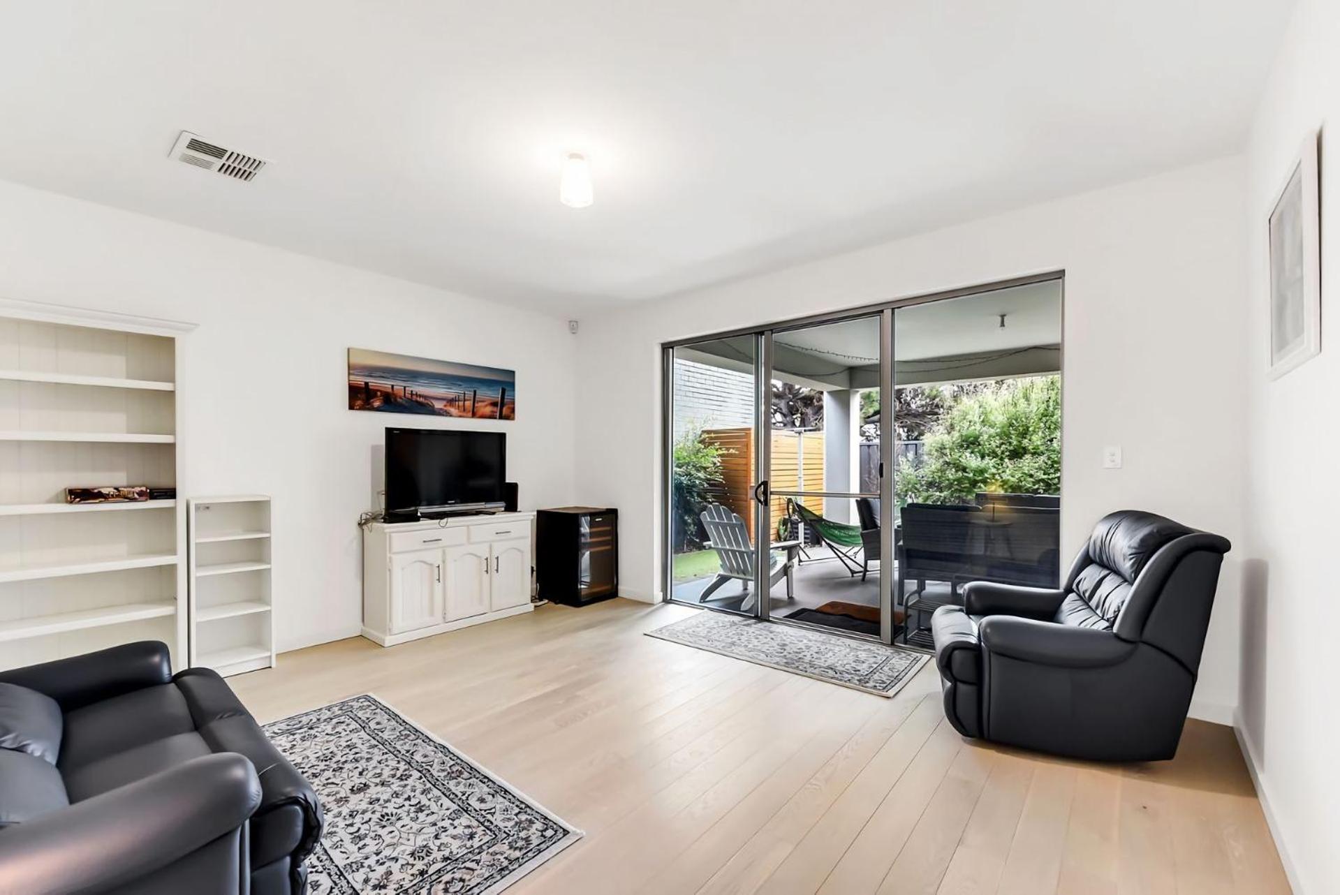 Stunning Sea Views in Excellent Location