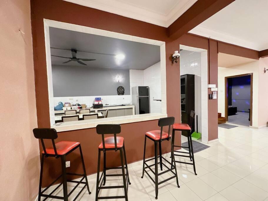 B04 Modern Deluxe Homestay