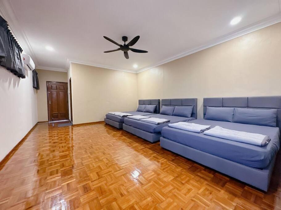 B04 Modern Deluxe Homestay