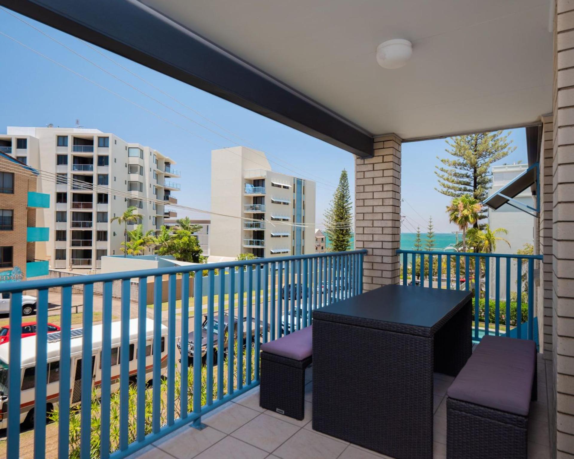 Levuka Unit 12 14 Moreton Pde