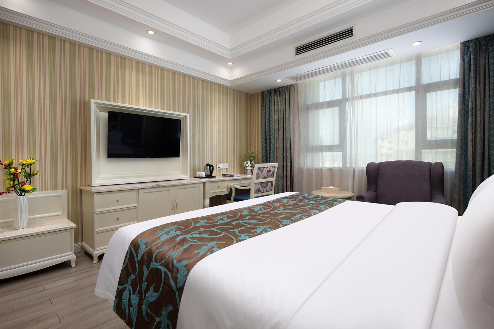 Morninginn, Shuangfeng Platinum Huafu