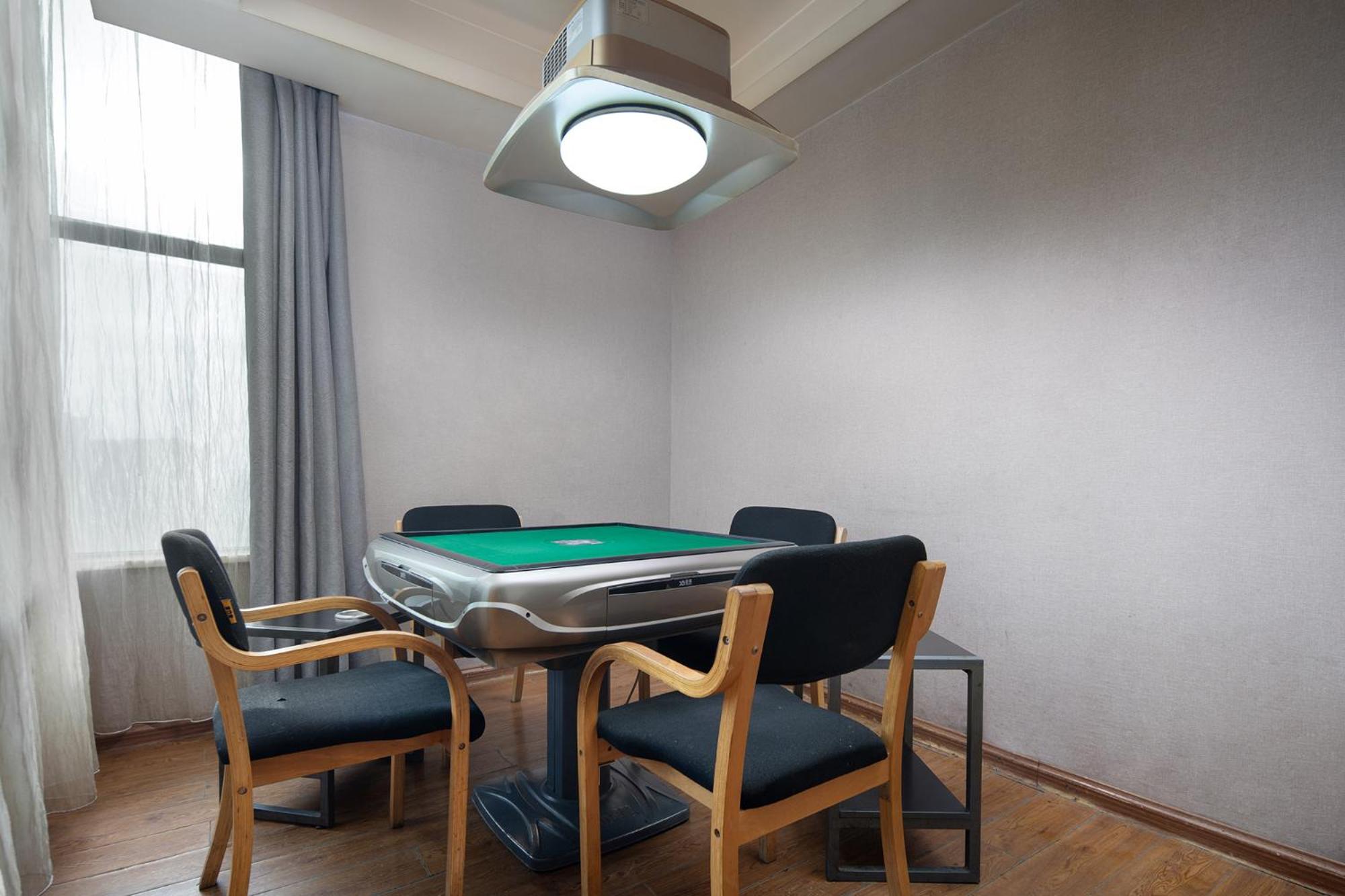 Morninginn, Shuangfeng Platinum Huafu